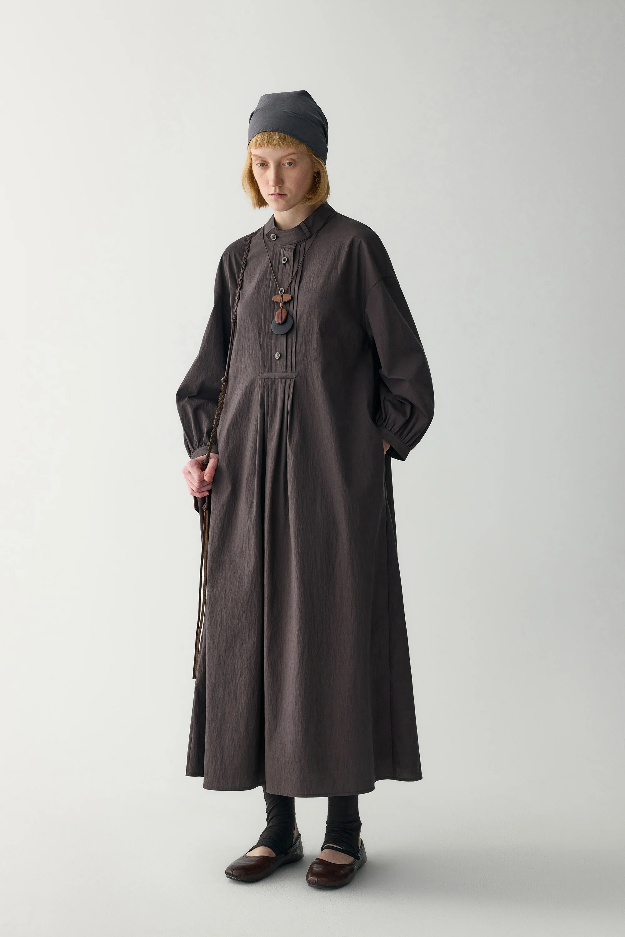 Loose-fit Pleated Plastron Dress - Image 13