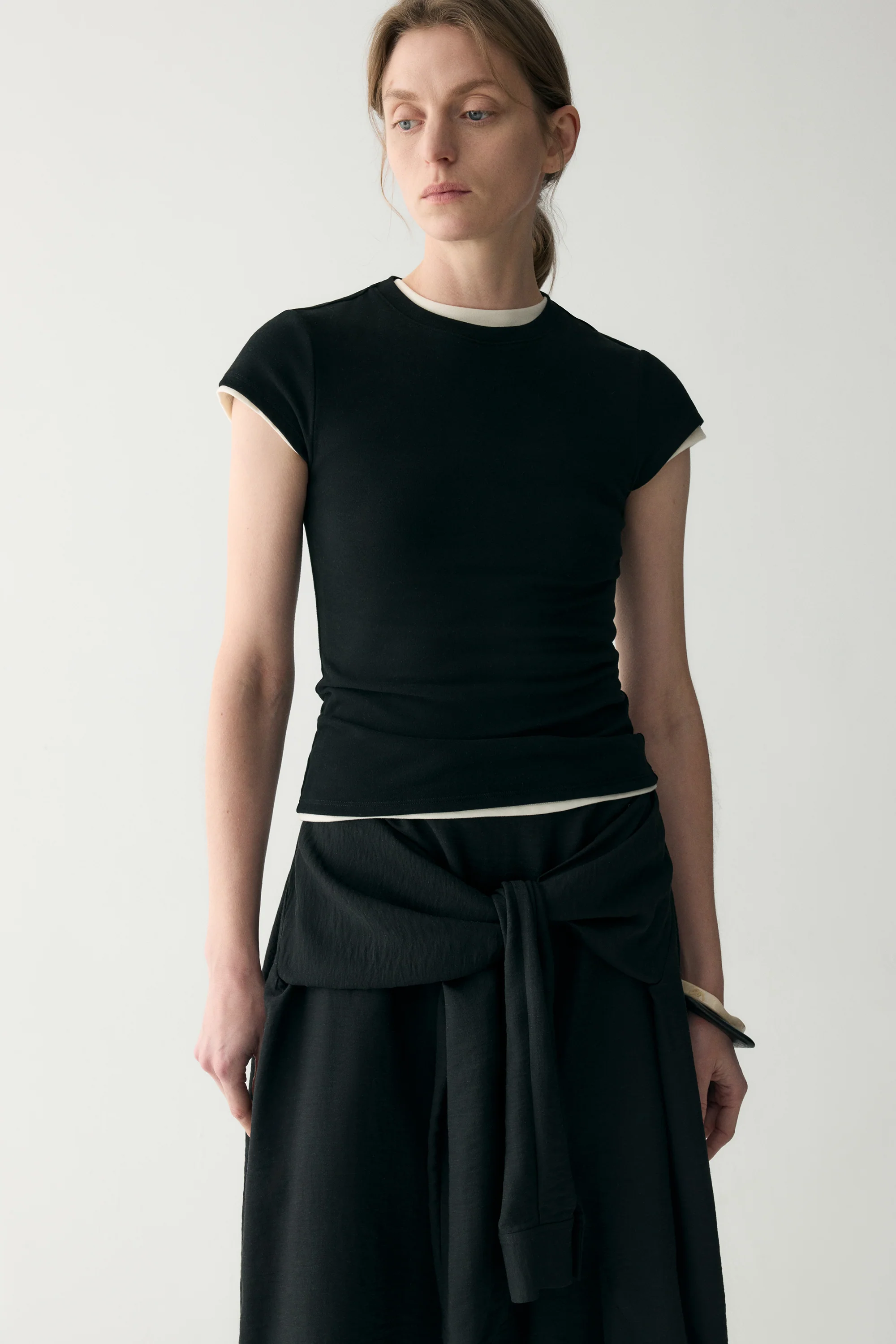Slim Scoop-neck Cotton T-shirt - Image 24