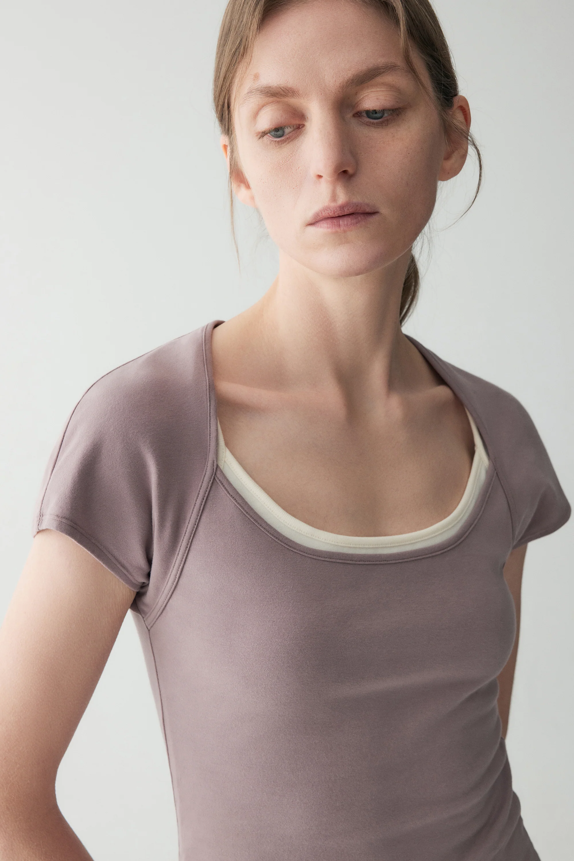 Slim Cotton T-shirt - Image 9