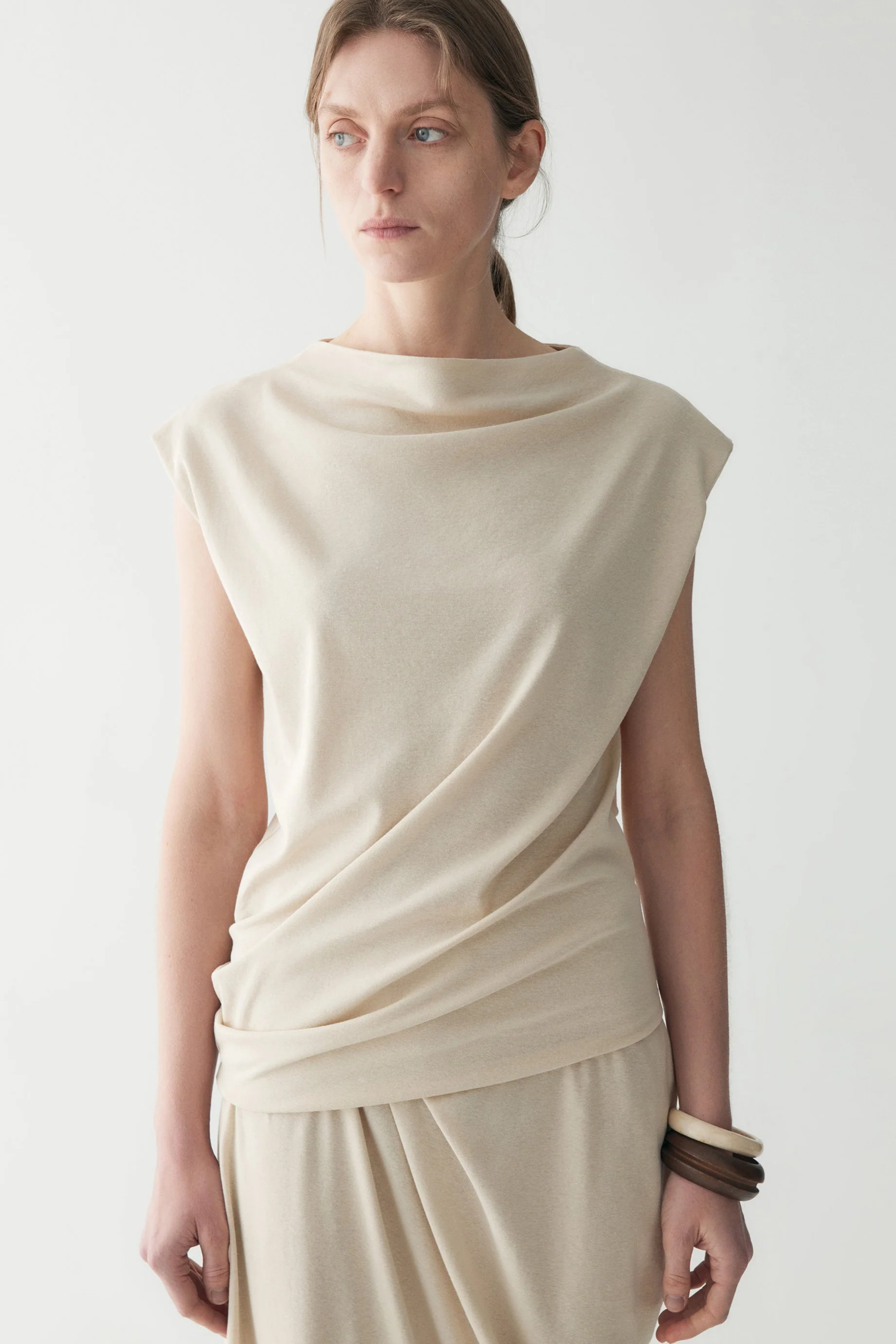 Cotton-linen Pleated T-shirt - Image 7