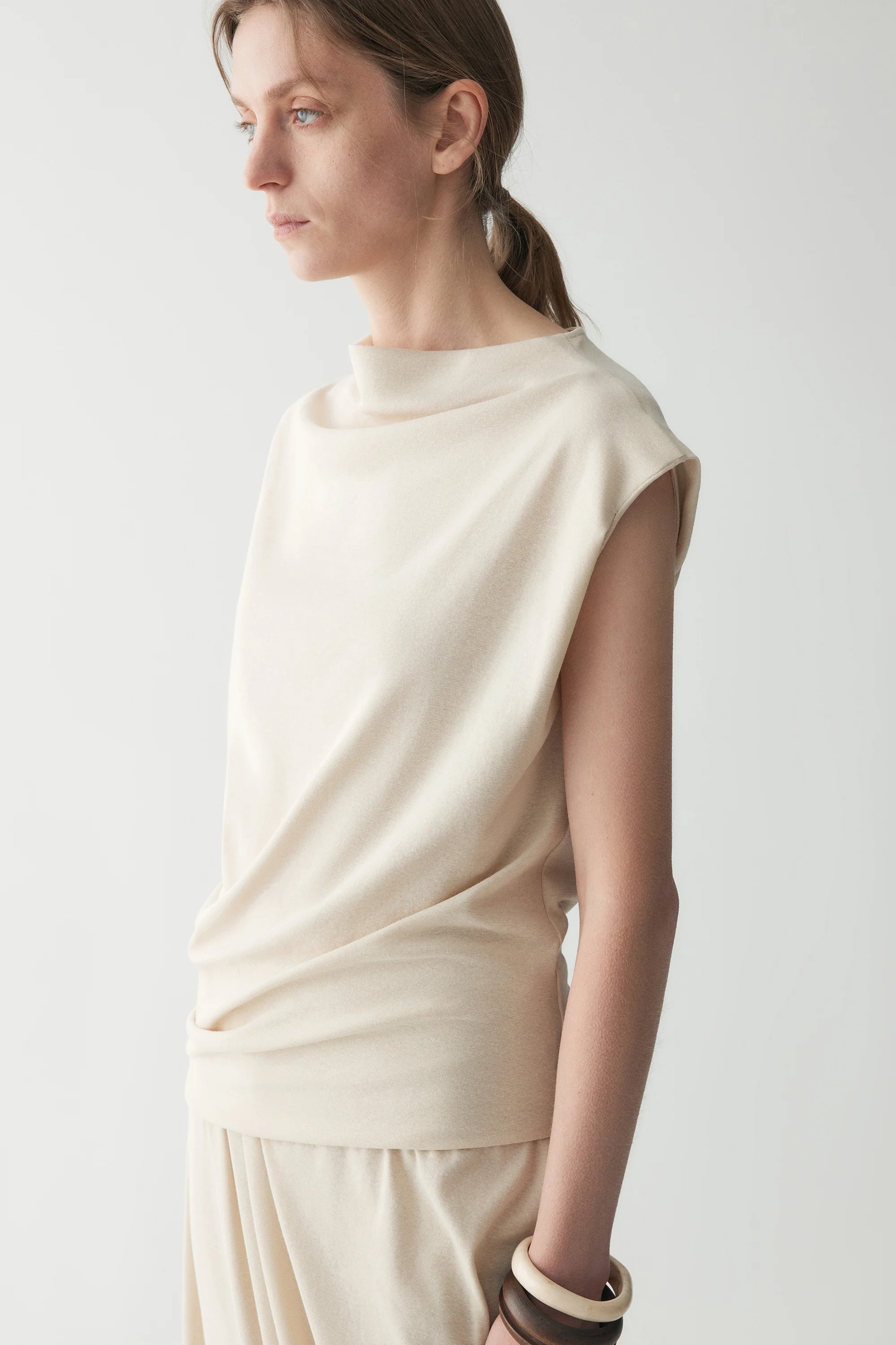 Cotton-linen Pleated T-shirt - Image 8