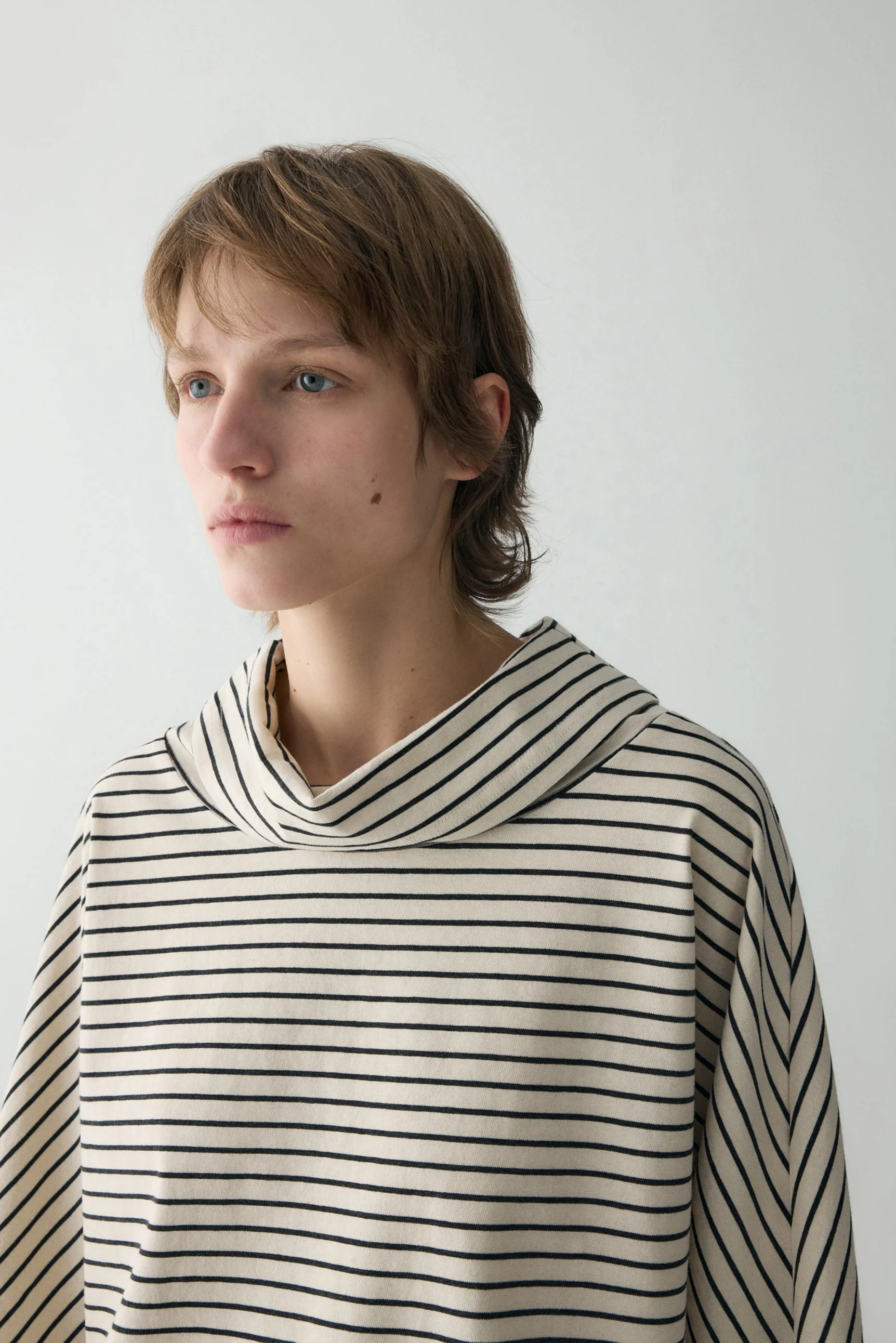 Tencel Cotton Loose T-shirt - Image 10