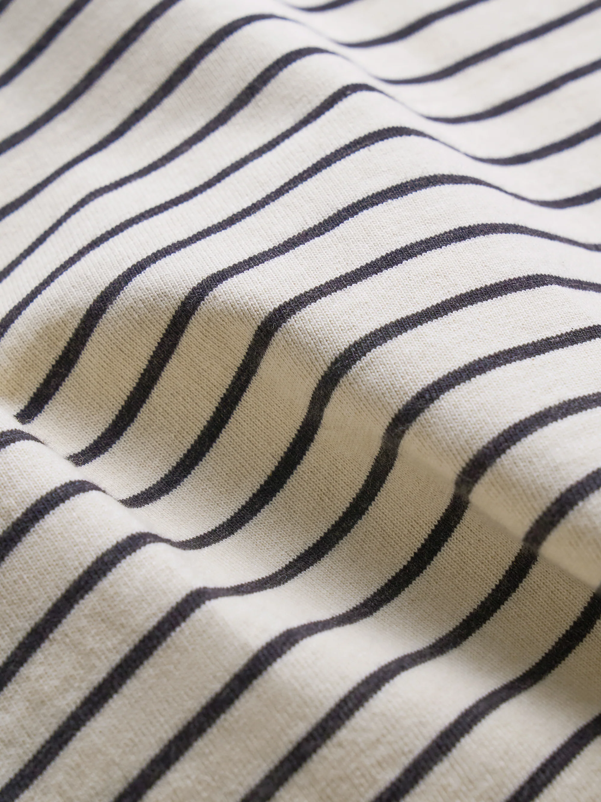 Tencel Cotton Loose T-shirt - Image 11