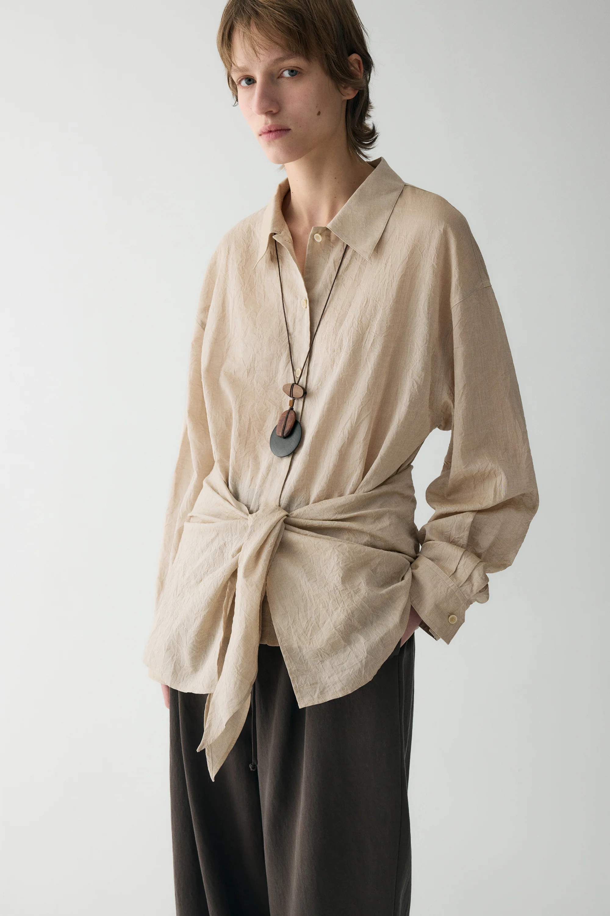 Cotton Knotted T-shirt - Image 17