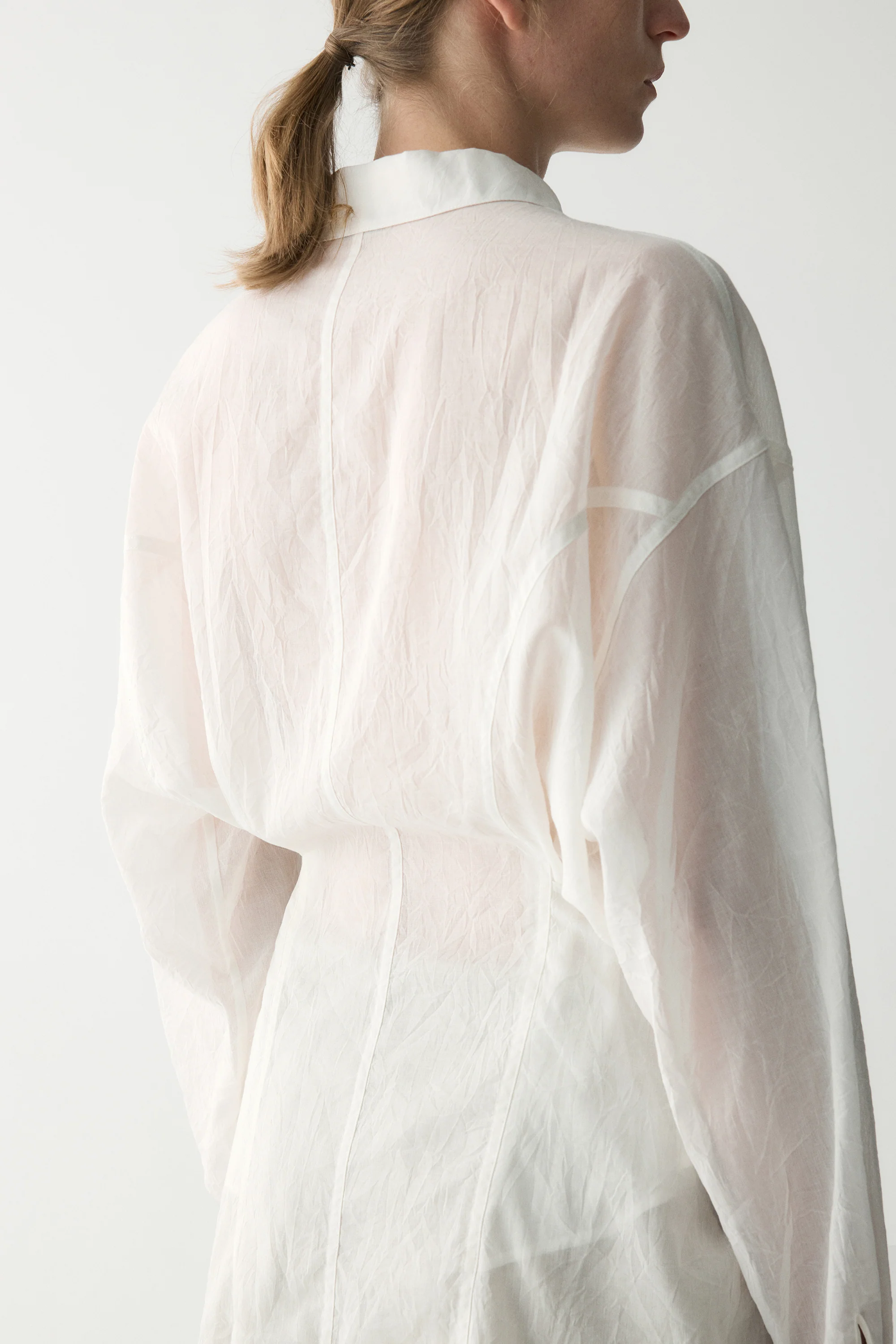 Cotton Knotted T-shirt - Image 7