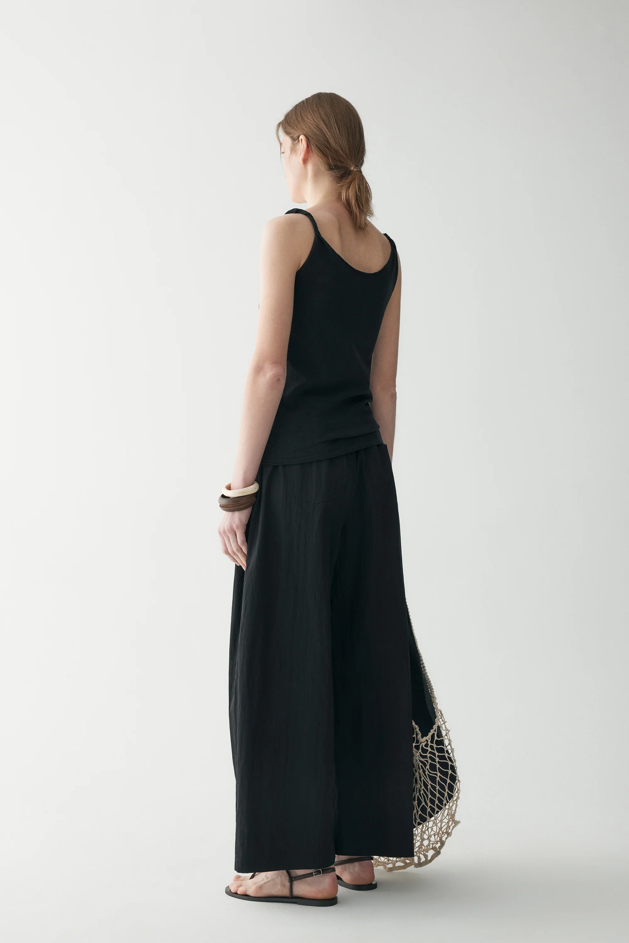 Linen V-neck Knitted Top - Image 21