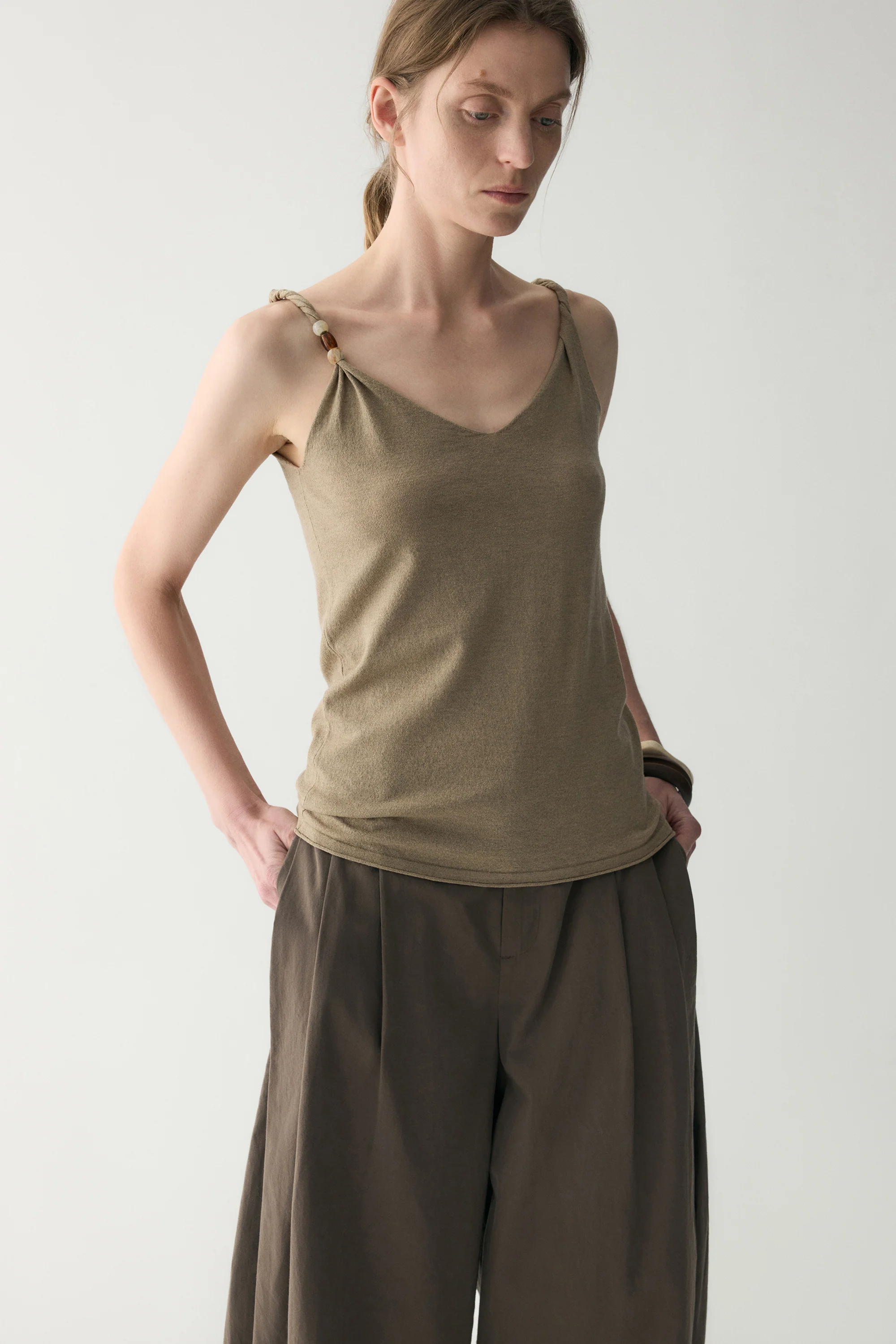 Linen V-neck Knitted Top - Image 8