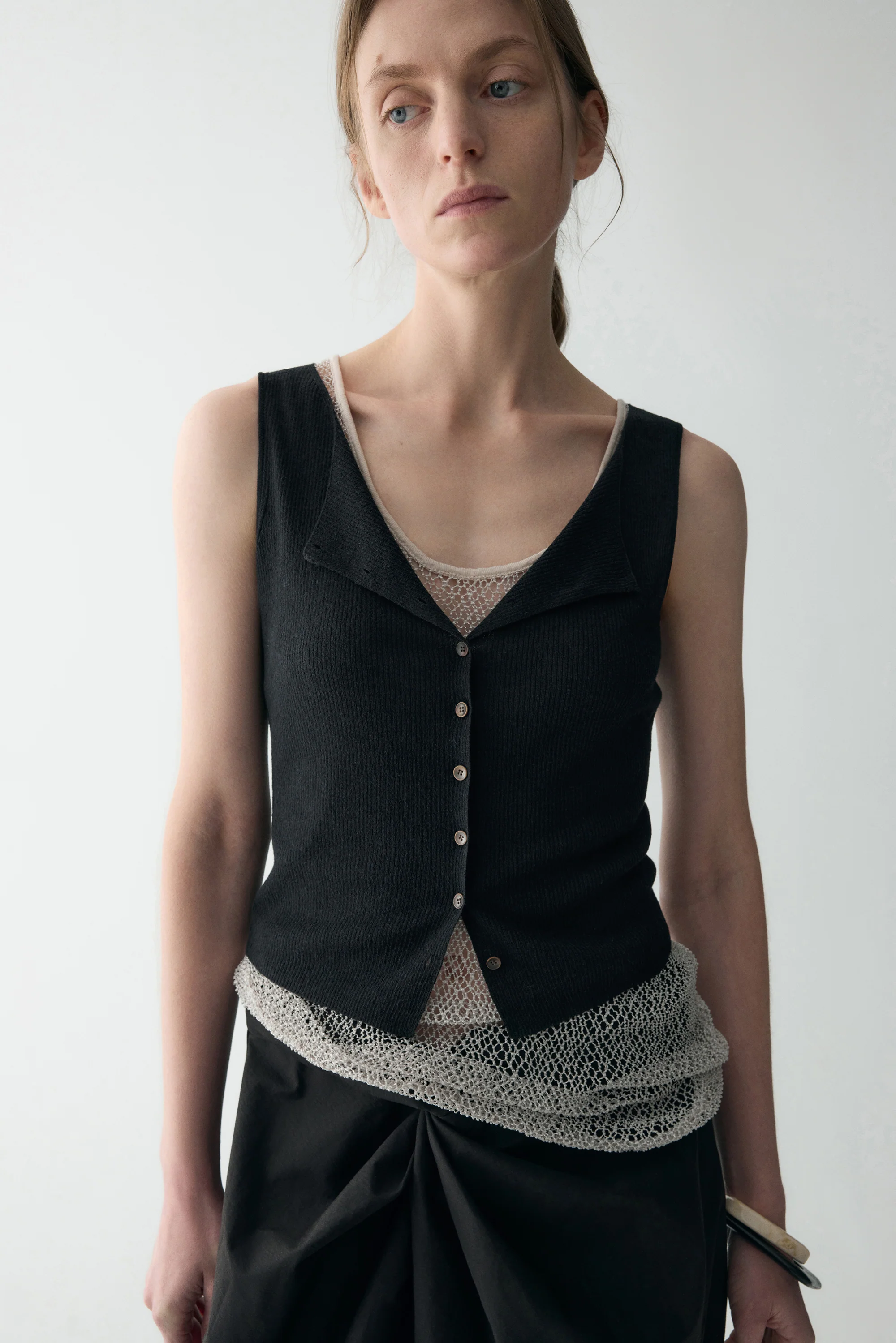 Cotton-linen Kintted Vest - Image 18