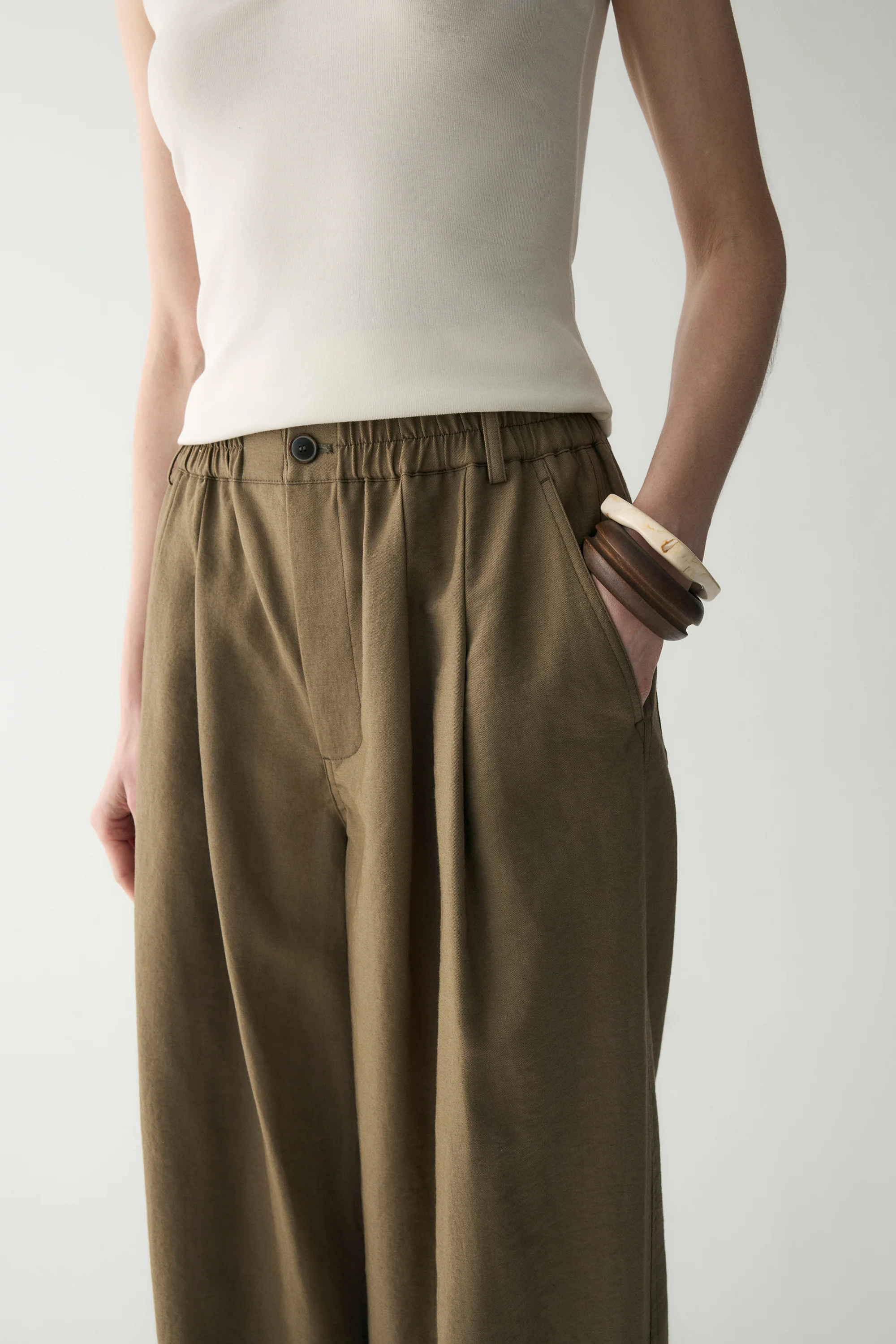 Elasticated Wide-leg Pants - Image 10