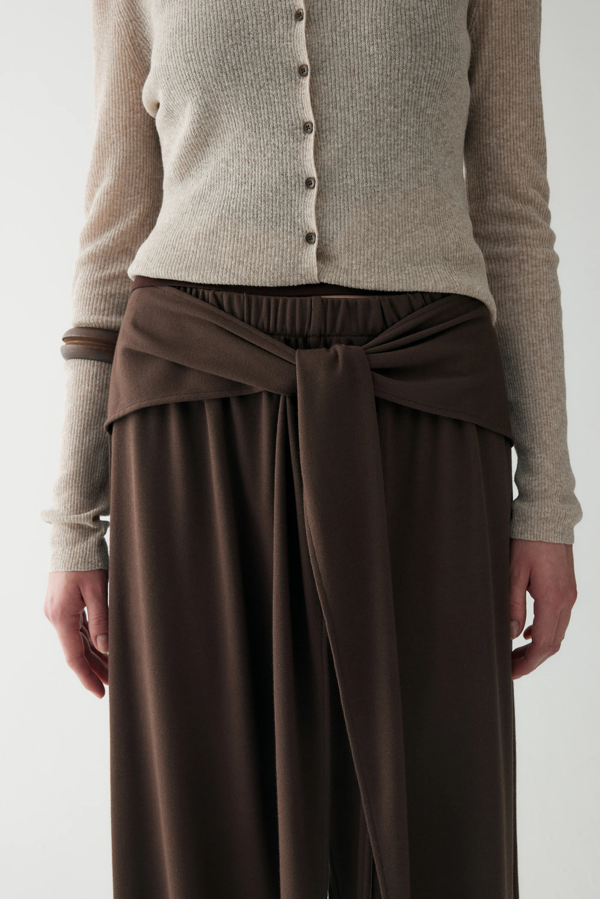 Tie-front Wrap Pants - Image 9