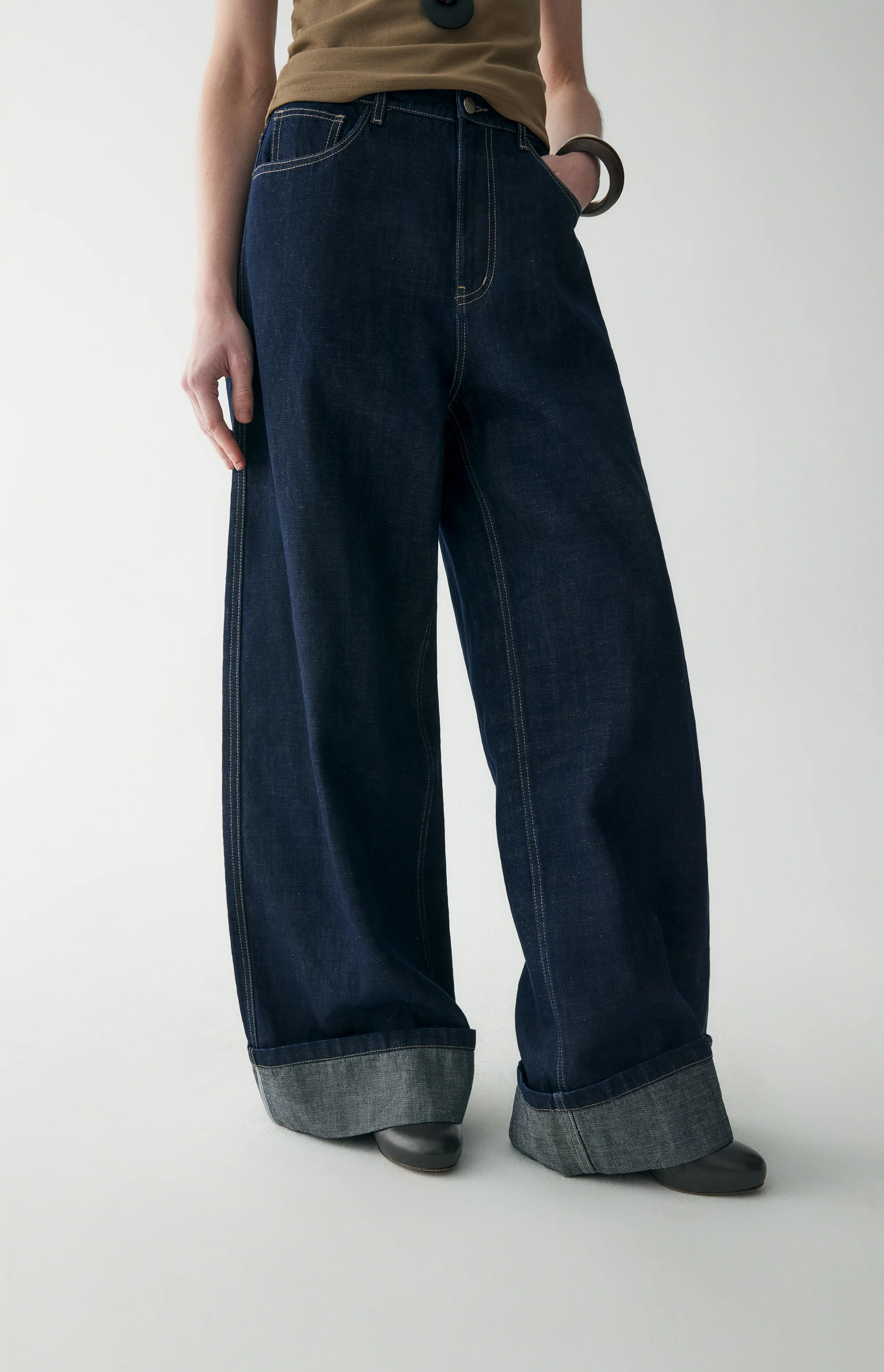 Cotton Turn-up Jeans - Image 14