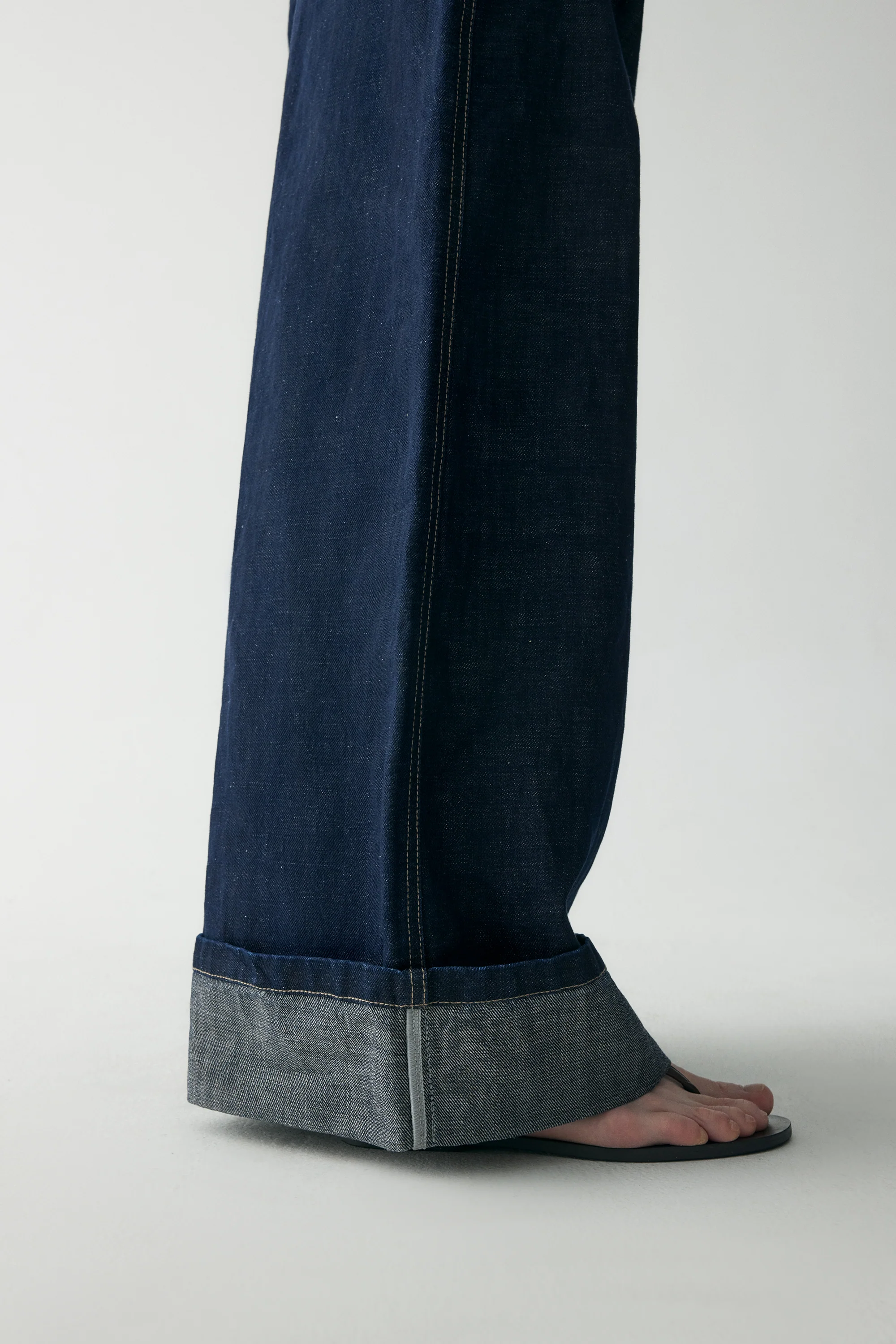 Cotton Turn-up Jeans - Image 17