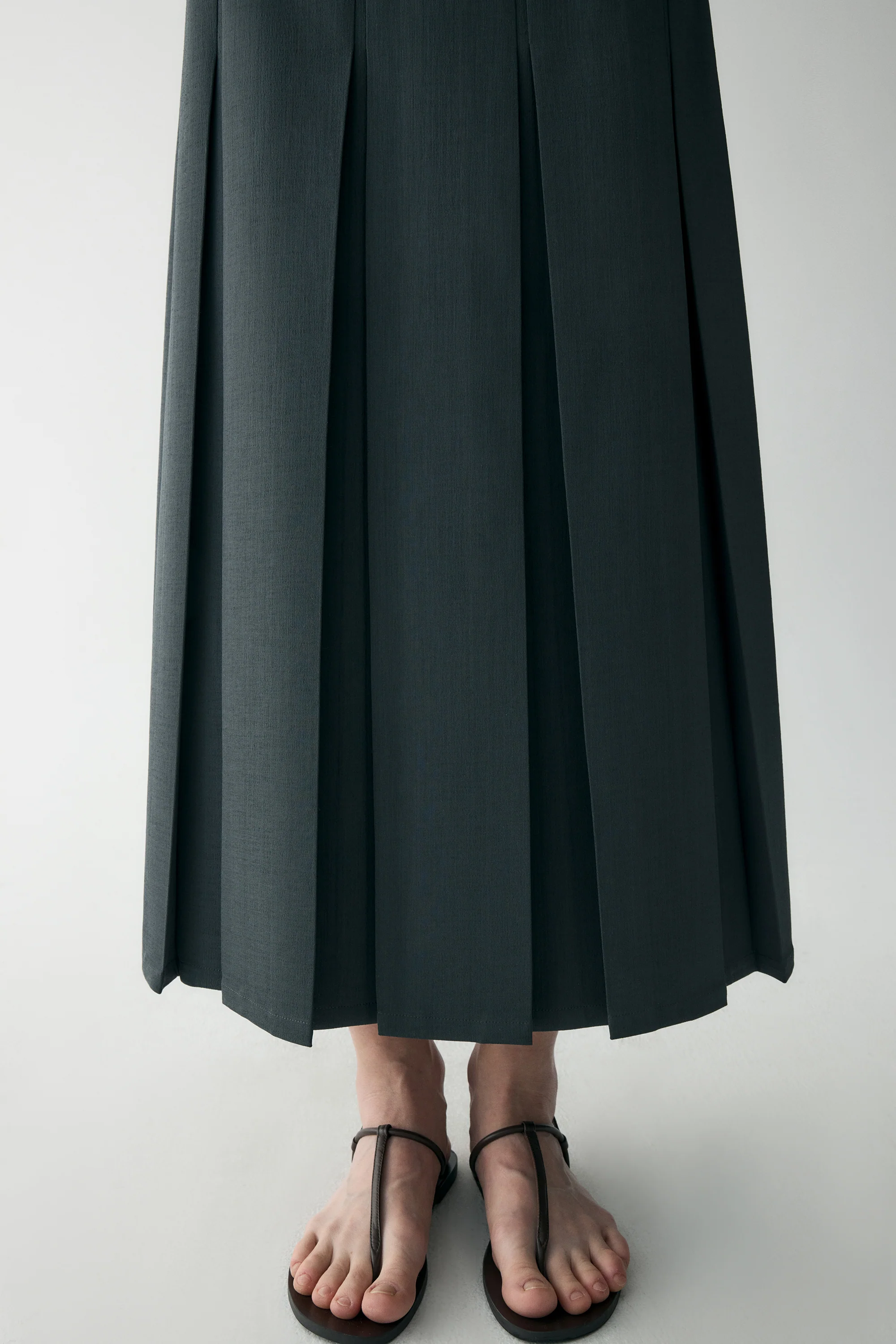 Retro Pleated Skirt - Image 7