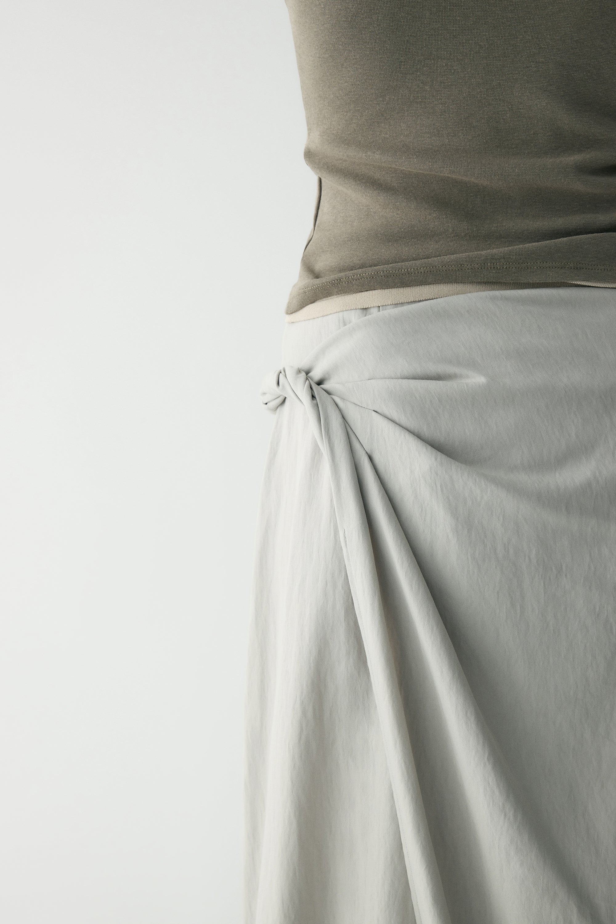 Twist-detail Maxi Skirt - Image 10