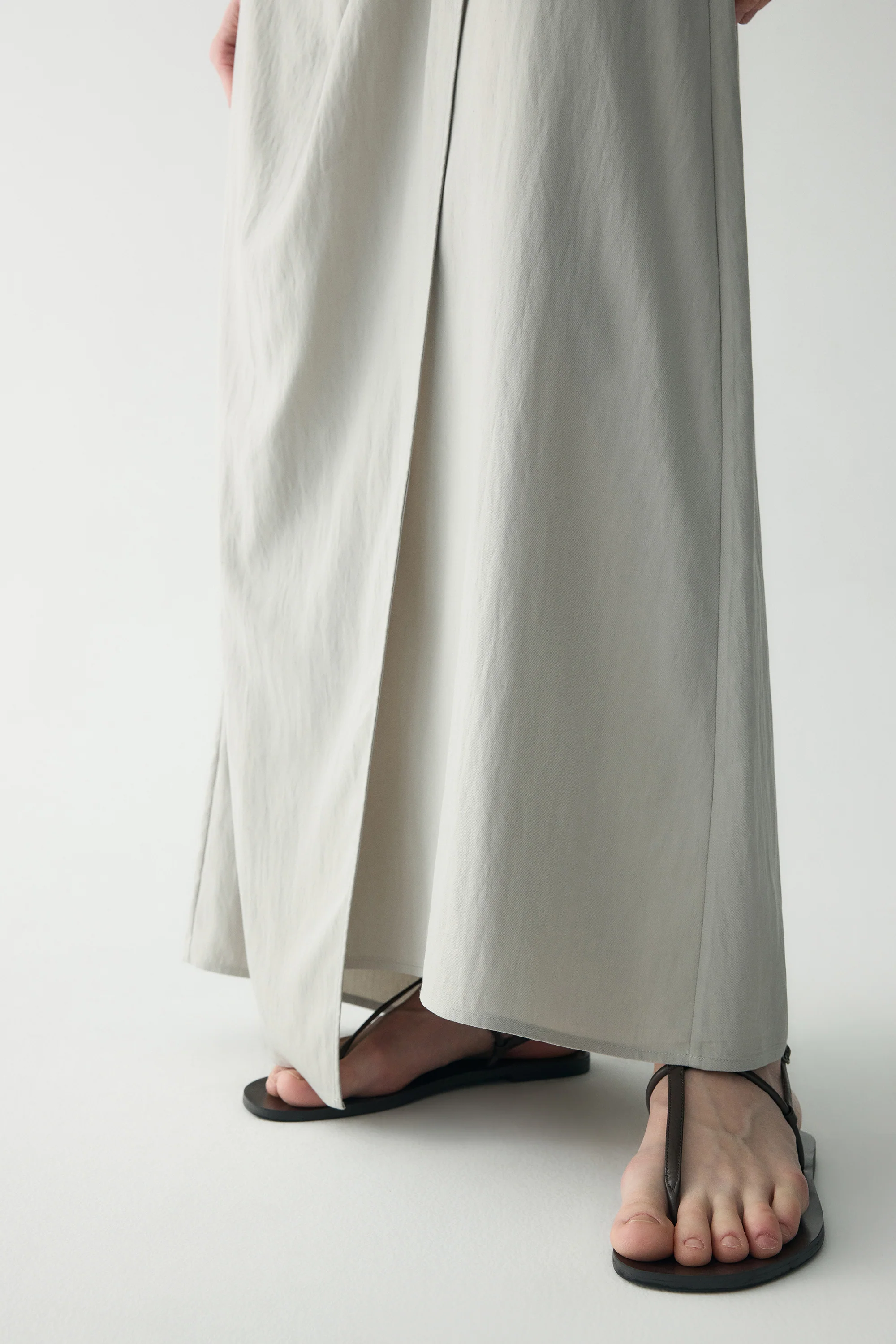 Twist-detail Maxi Skirt - Image 11