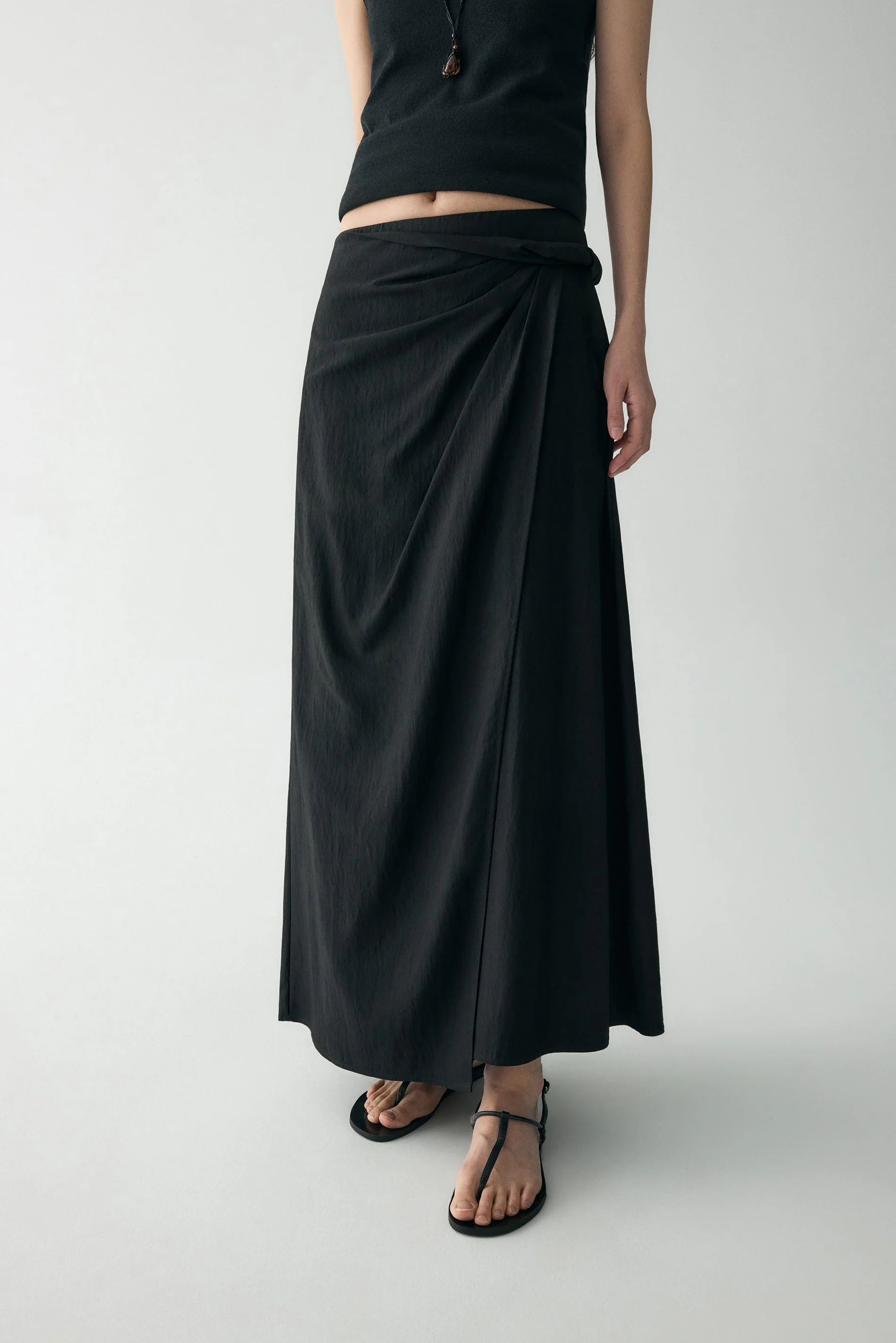 Twist-detail Maxi Skirt - Image 20