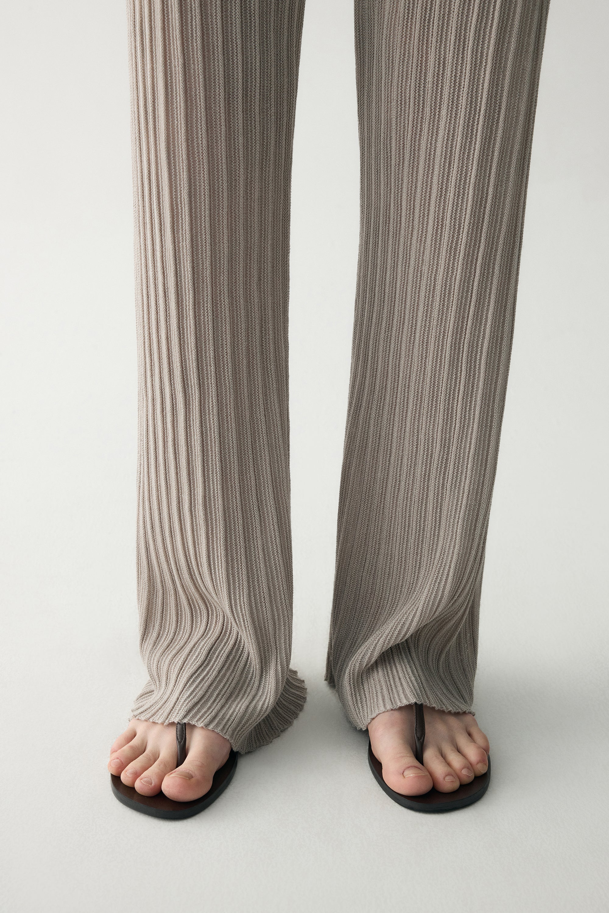 Textured Knitted Pants - Image 12