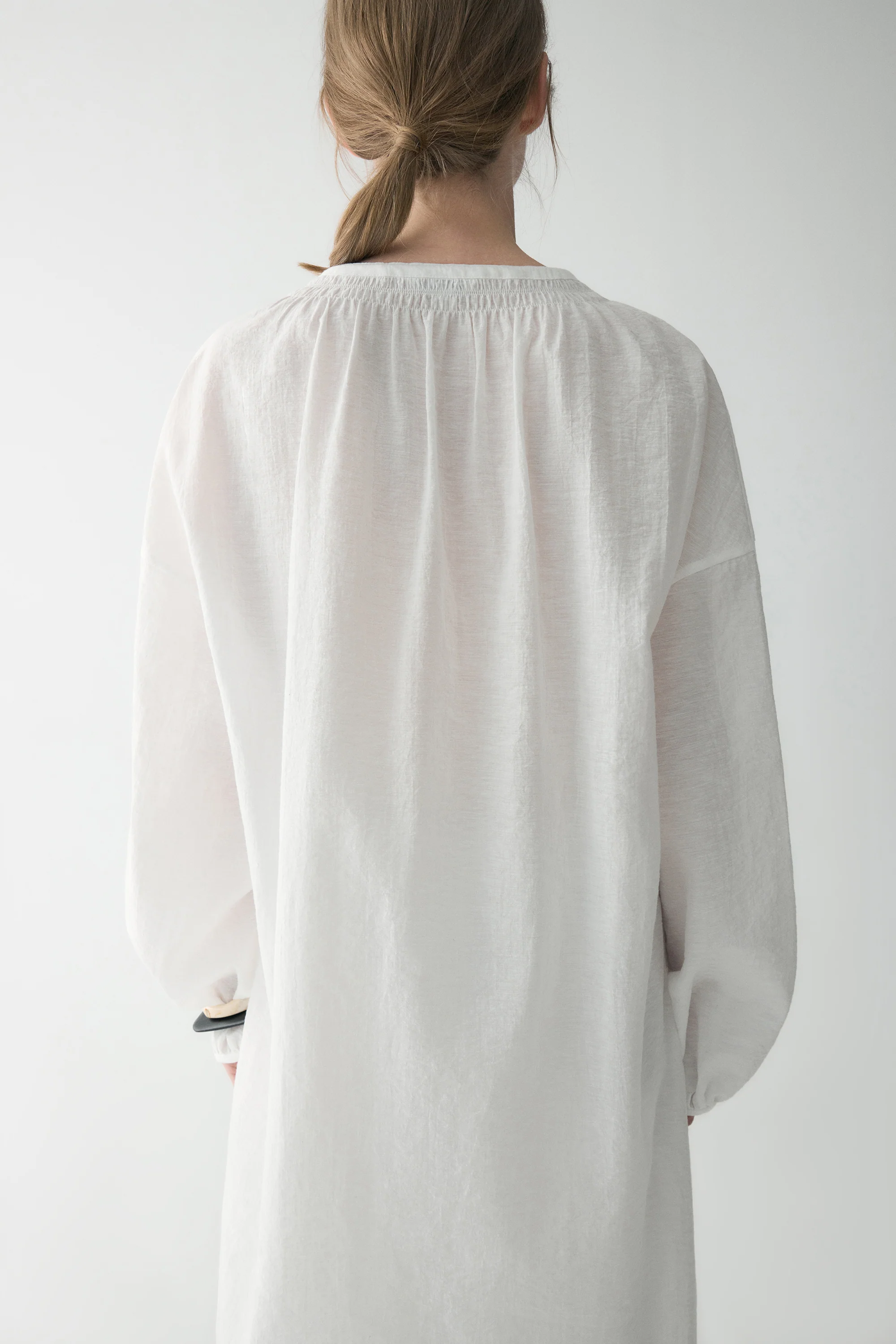 Long-sleeveed Tie-front Dress - Image 13