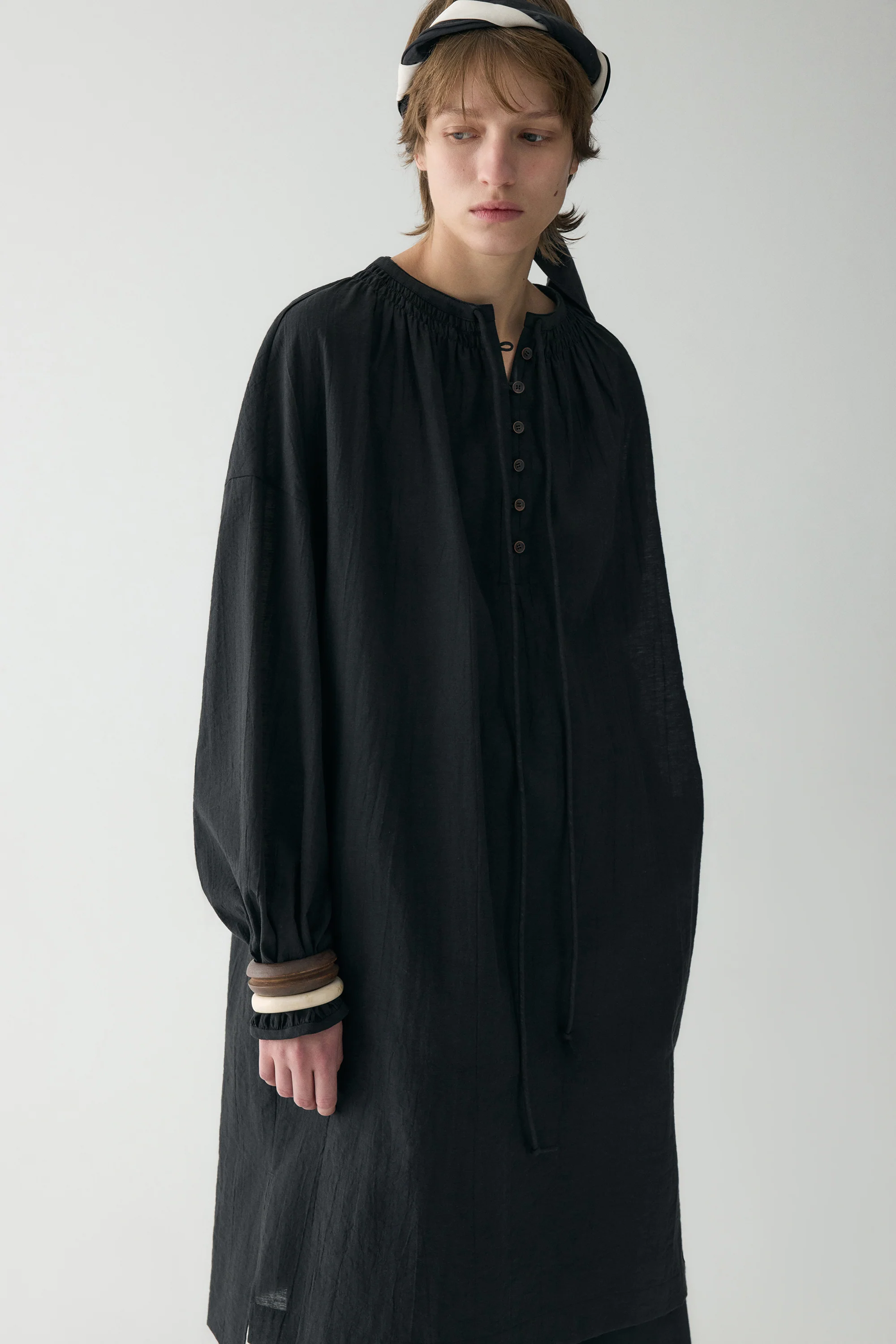 Long-sleeveed Tie-front Dress - Image 21