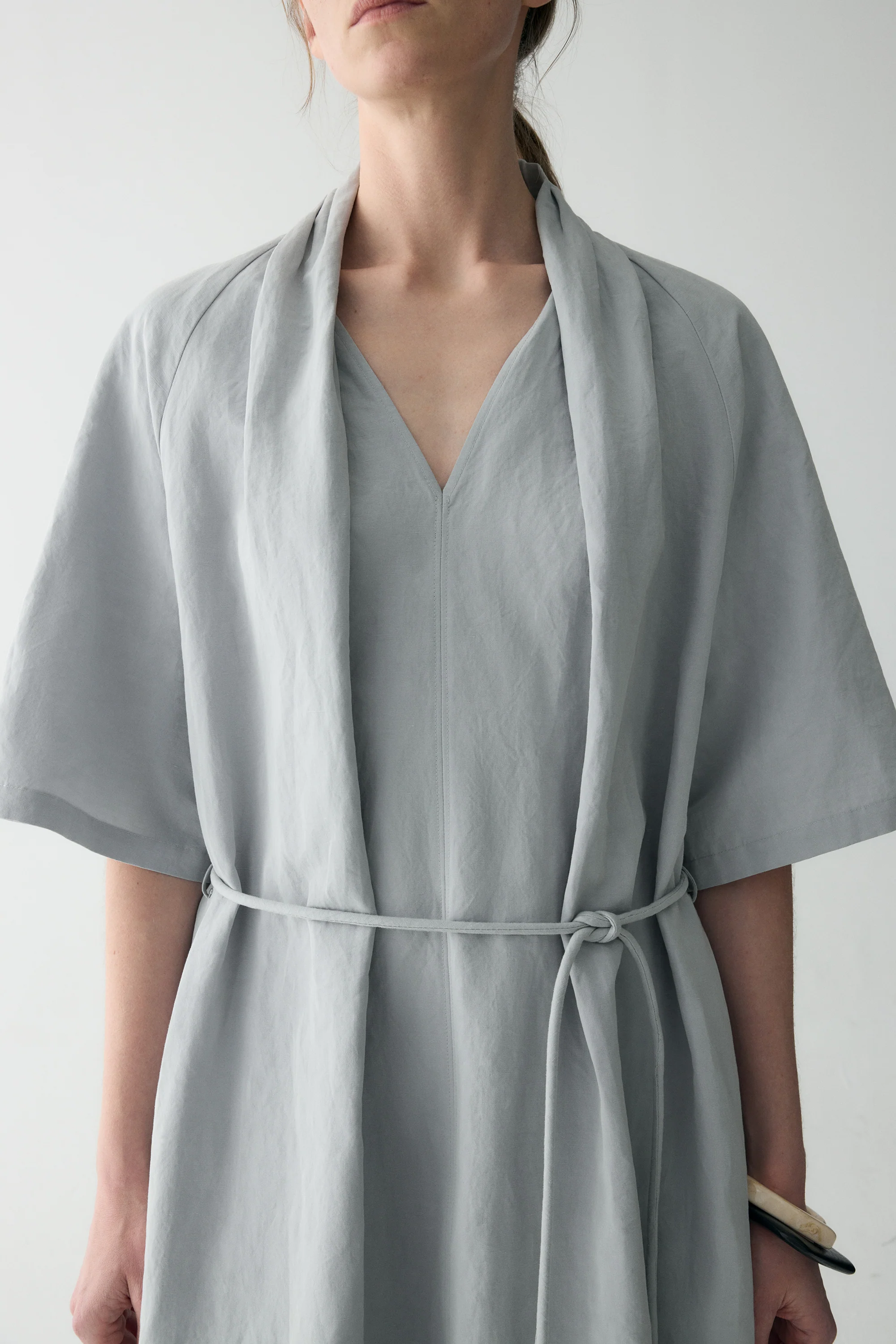 Cotton-linen V-neck Dress - Image 12