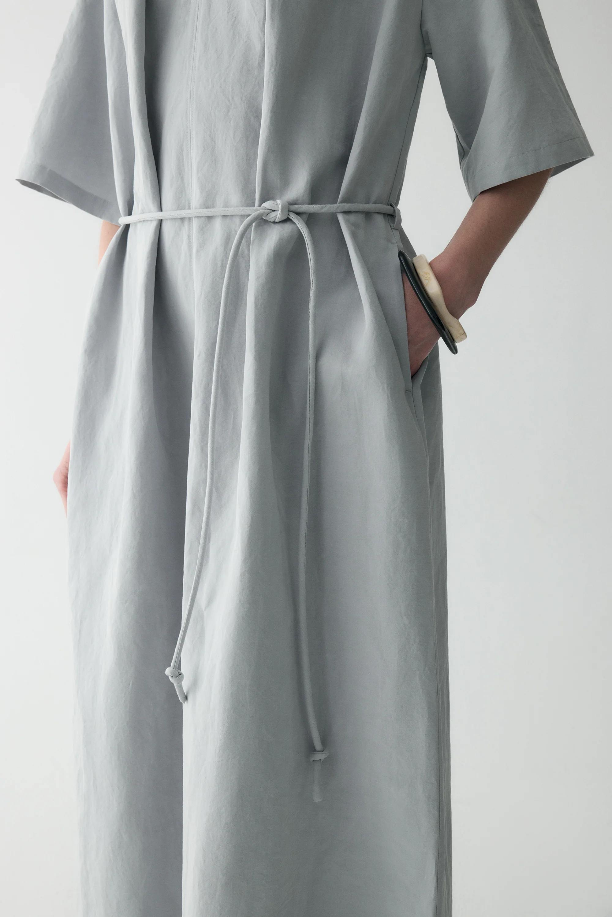 Cotton-linen V-neck Dress - Image 13