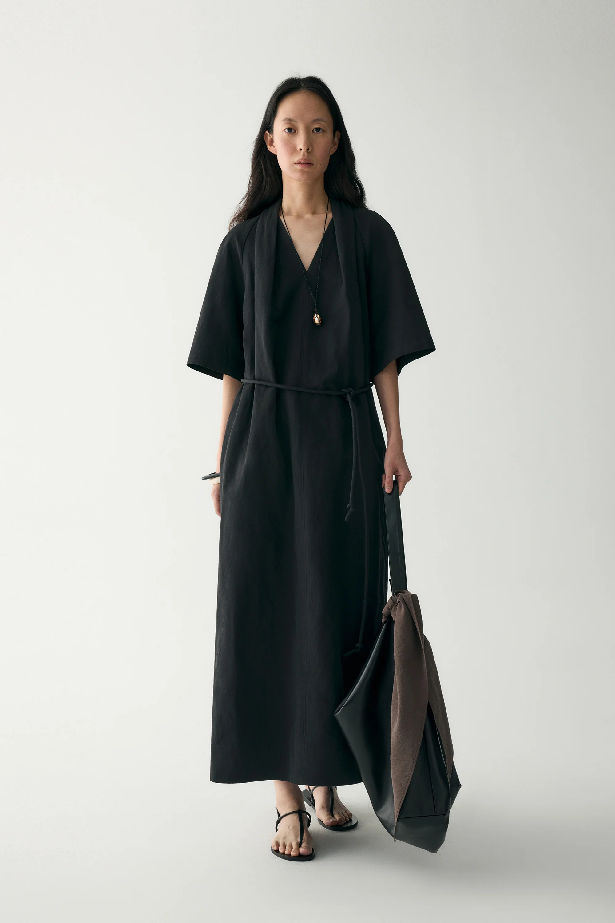 Cotton-linen V-neck Dress - Image 17