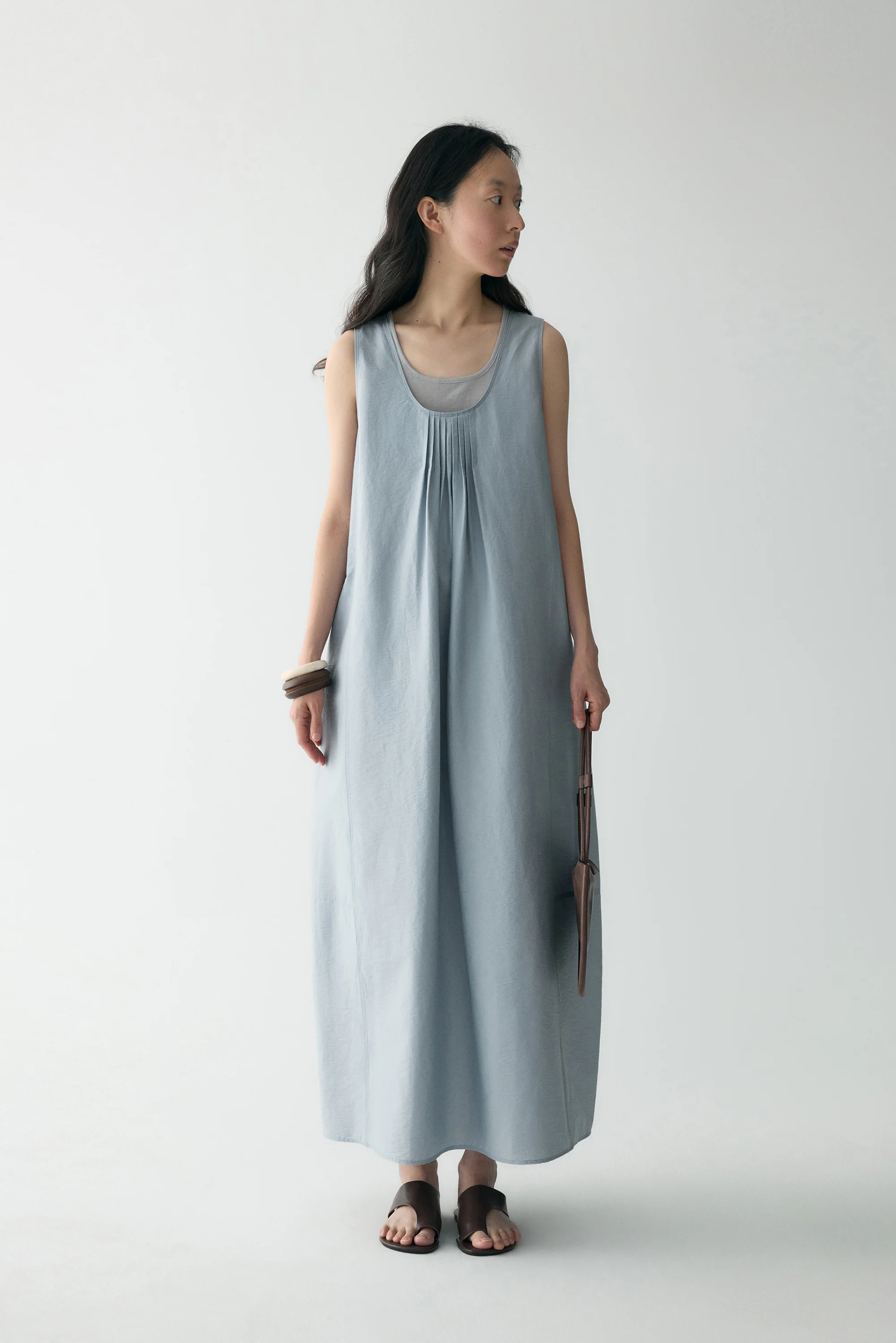 Reversible Sleeveless Dress - Image 10