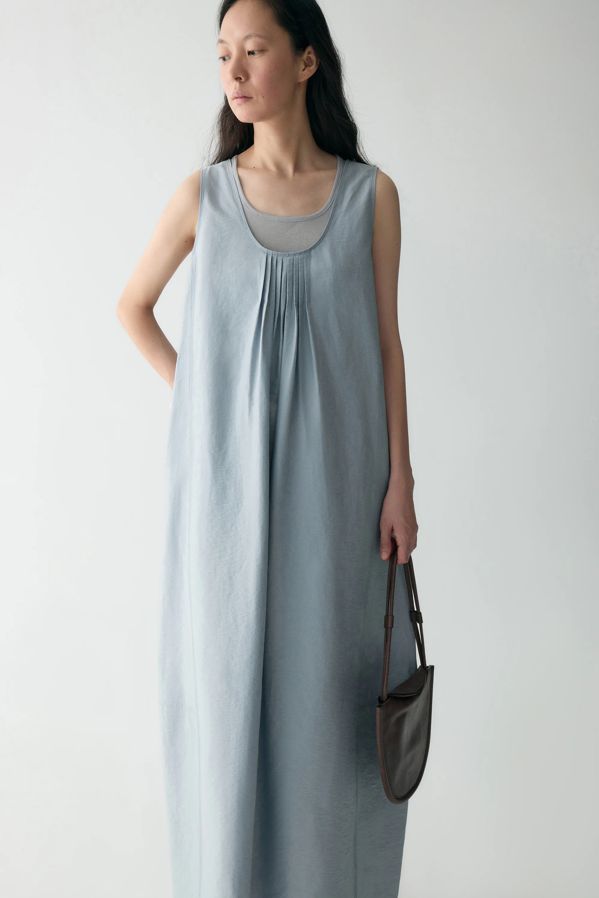 Reversible Sleeveless Dress - Image 15