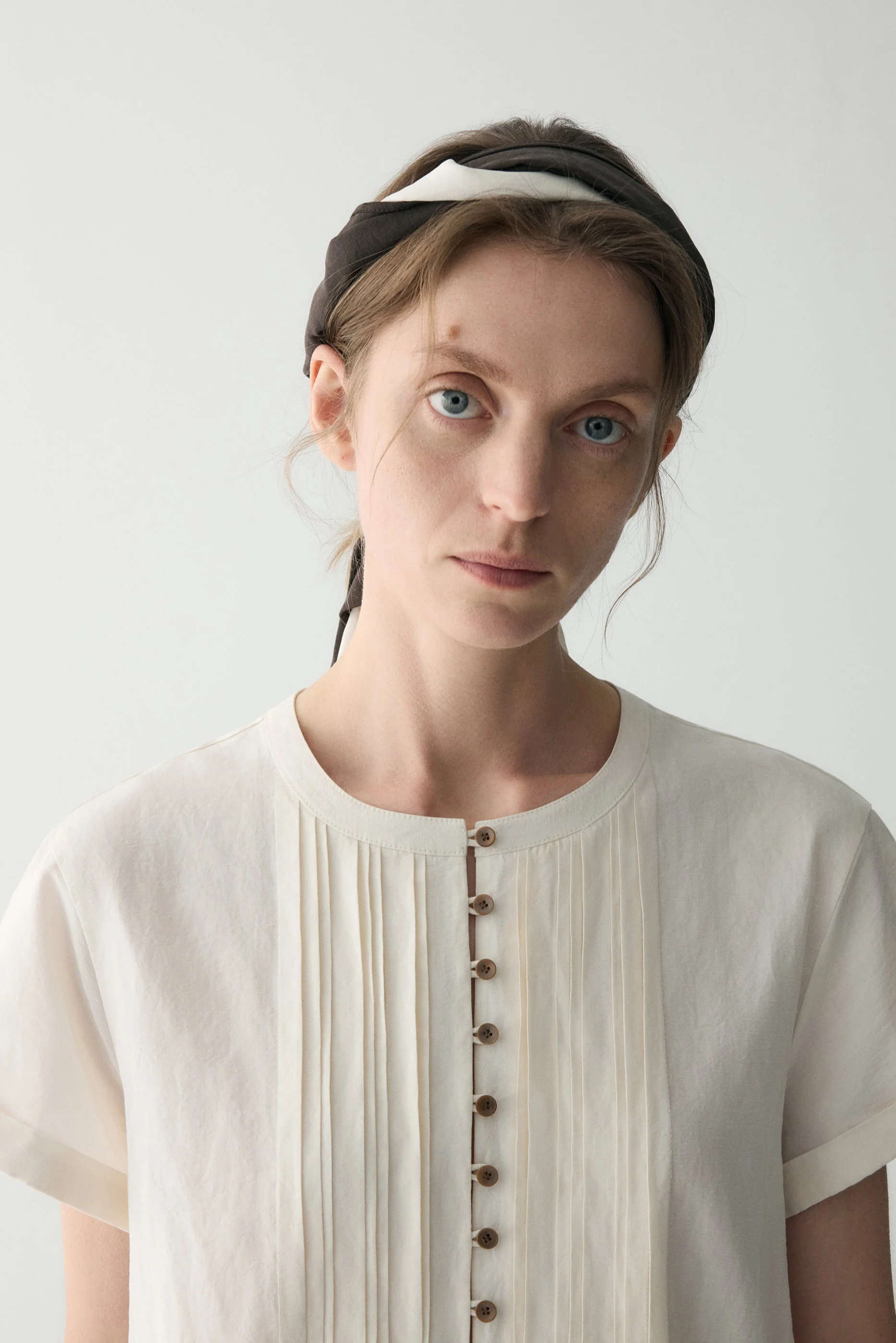 Cotton-linen Pleated Dress - Image 8