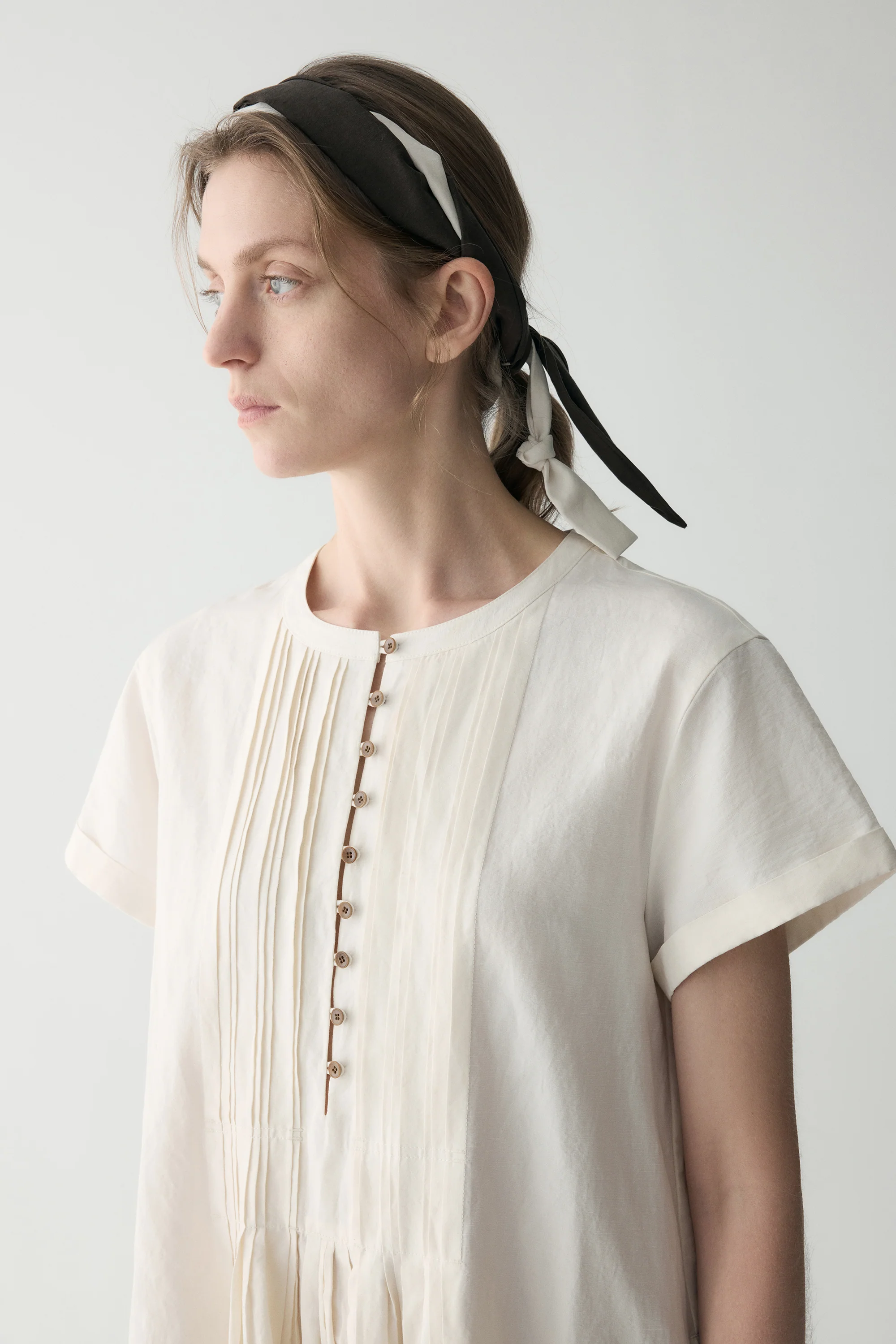 Cotton-linen Pleated Dress - Image 9