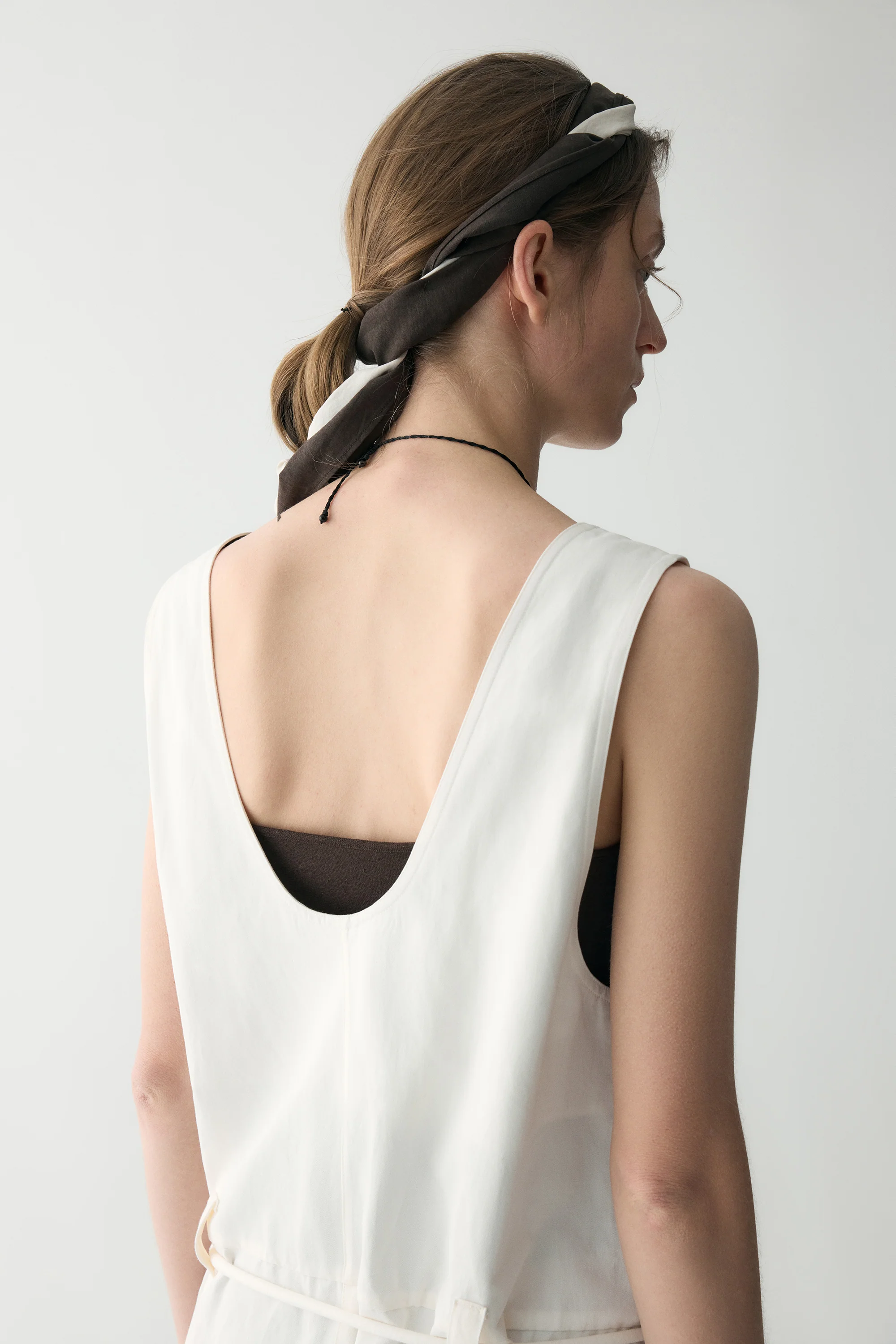Curved Cotton-linen Jumpsuit - Image 10