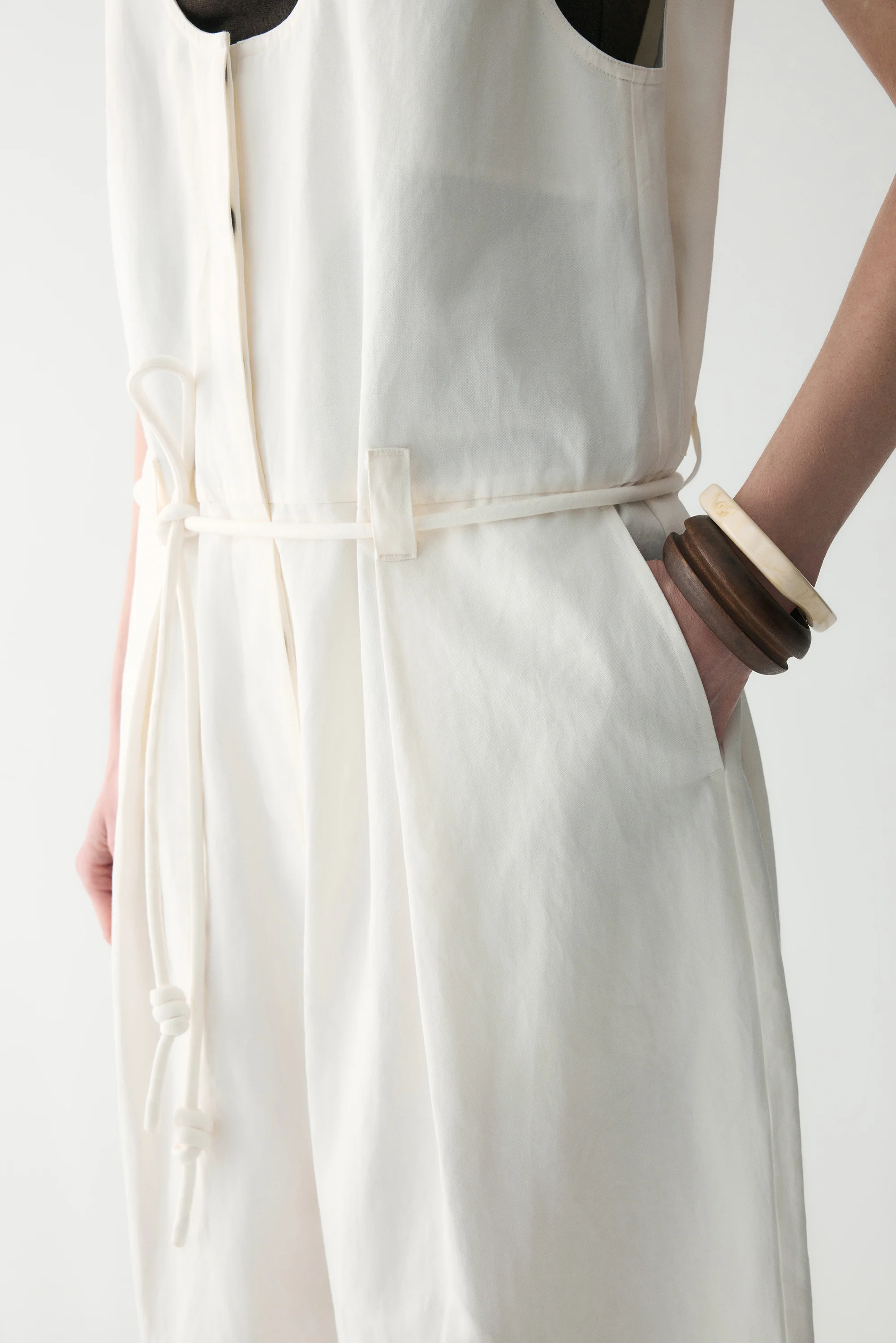 Curved Cotton-linen Jumpsuit - Image 14