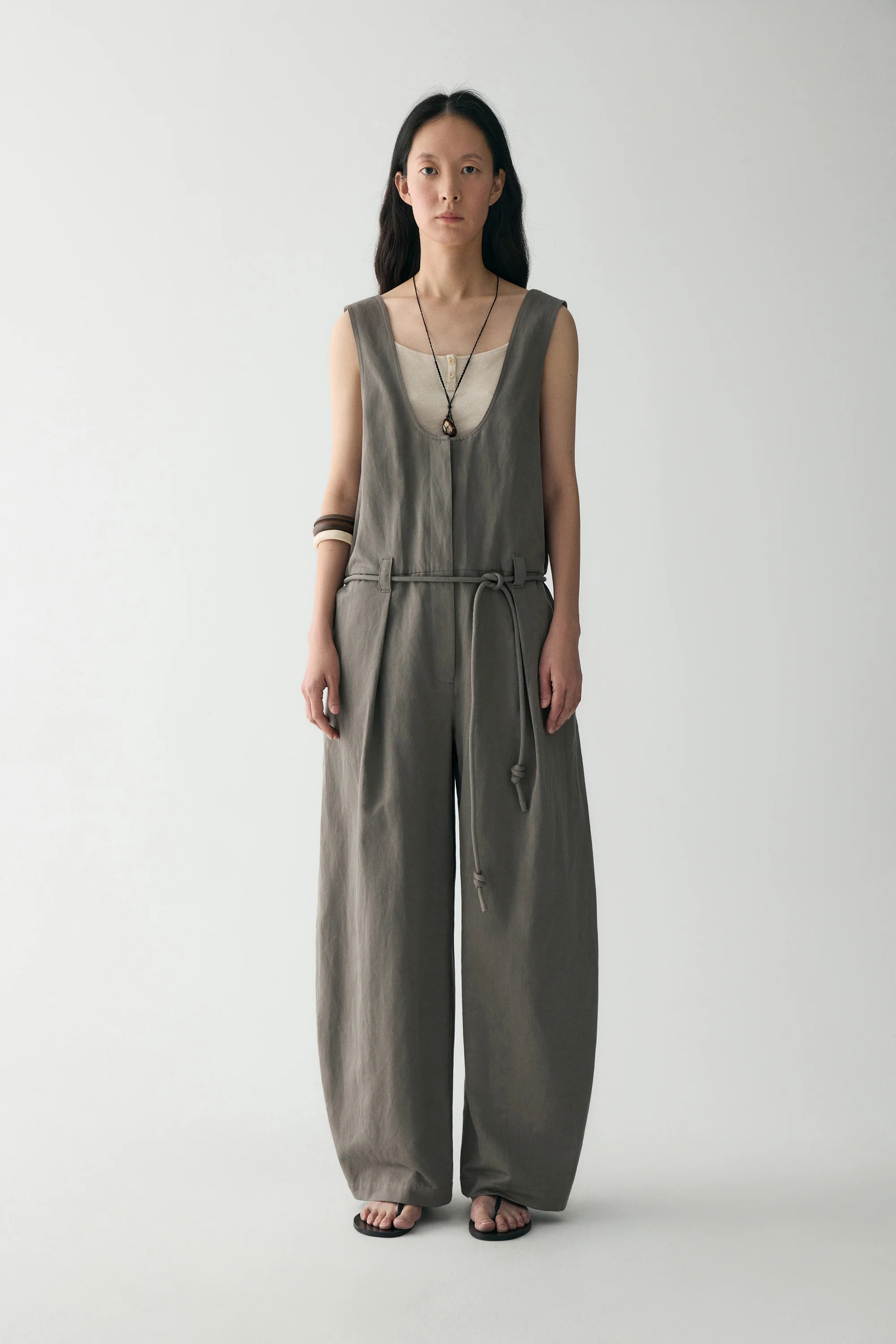 Curved Cotton-linen Jumpsuit - Image 19
