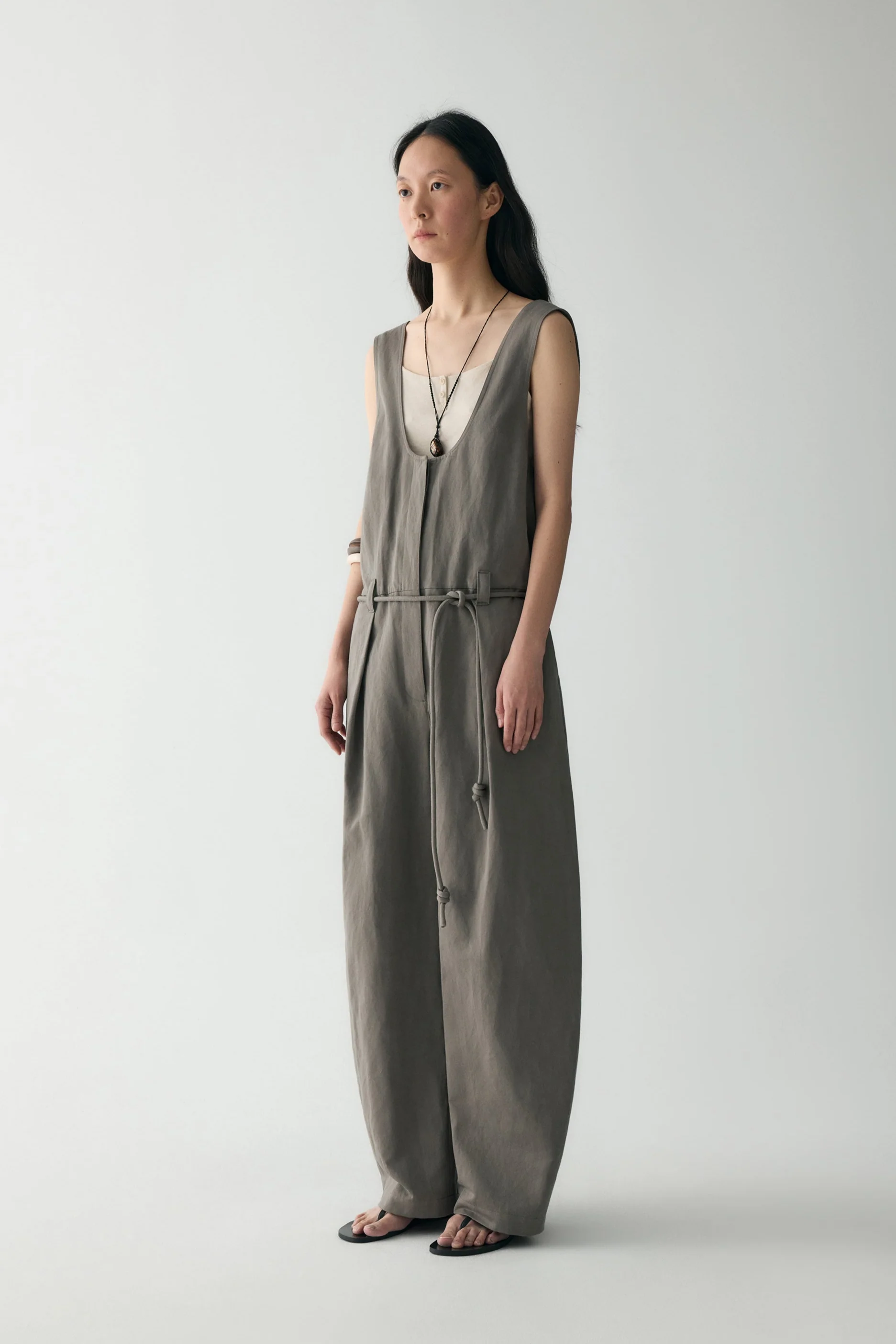 Curved Cotton-linen Jumpsuit - Image 21