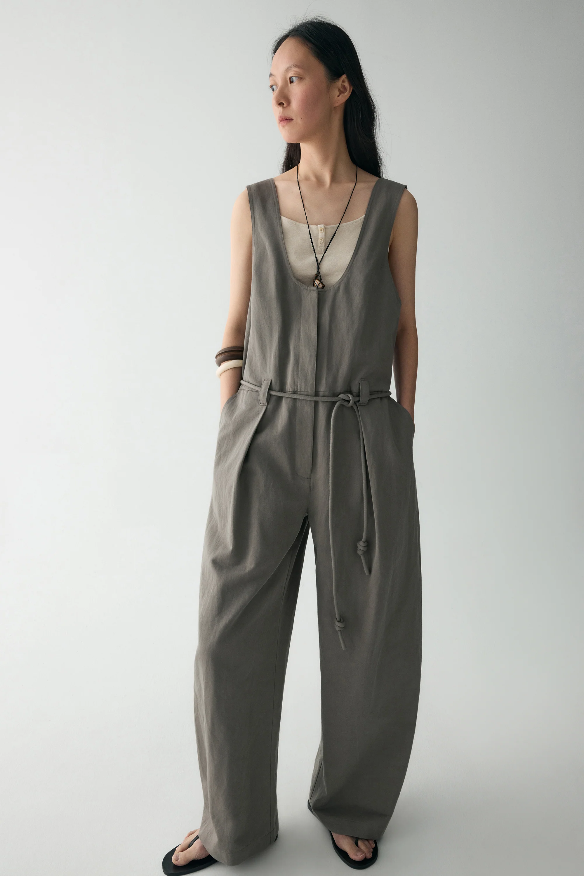 Curved Cotton-linen Jumpsuit - Image 22