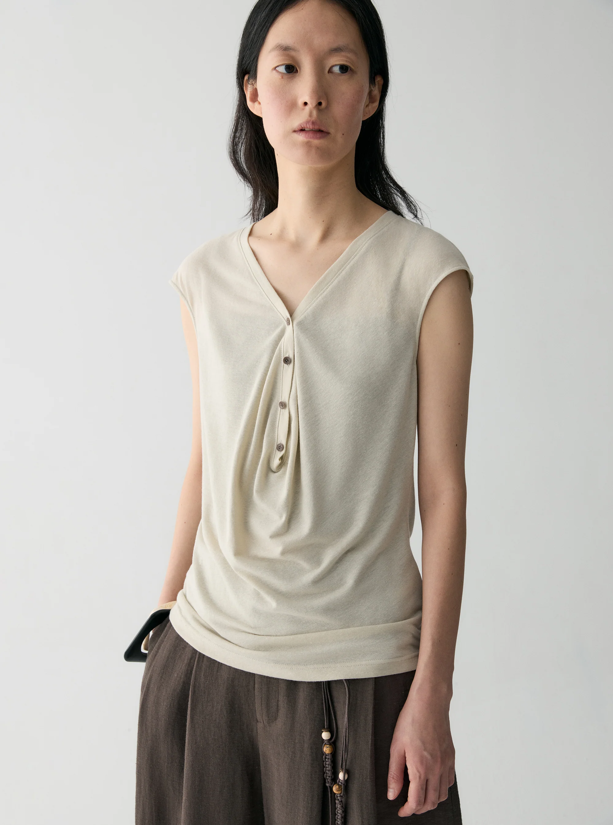 Two-way Collar T-shirt - Image 10