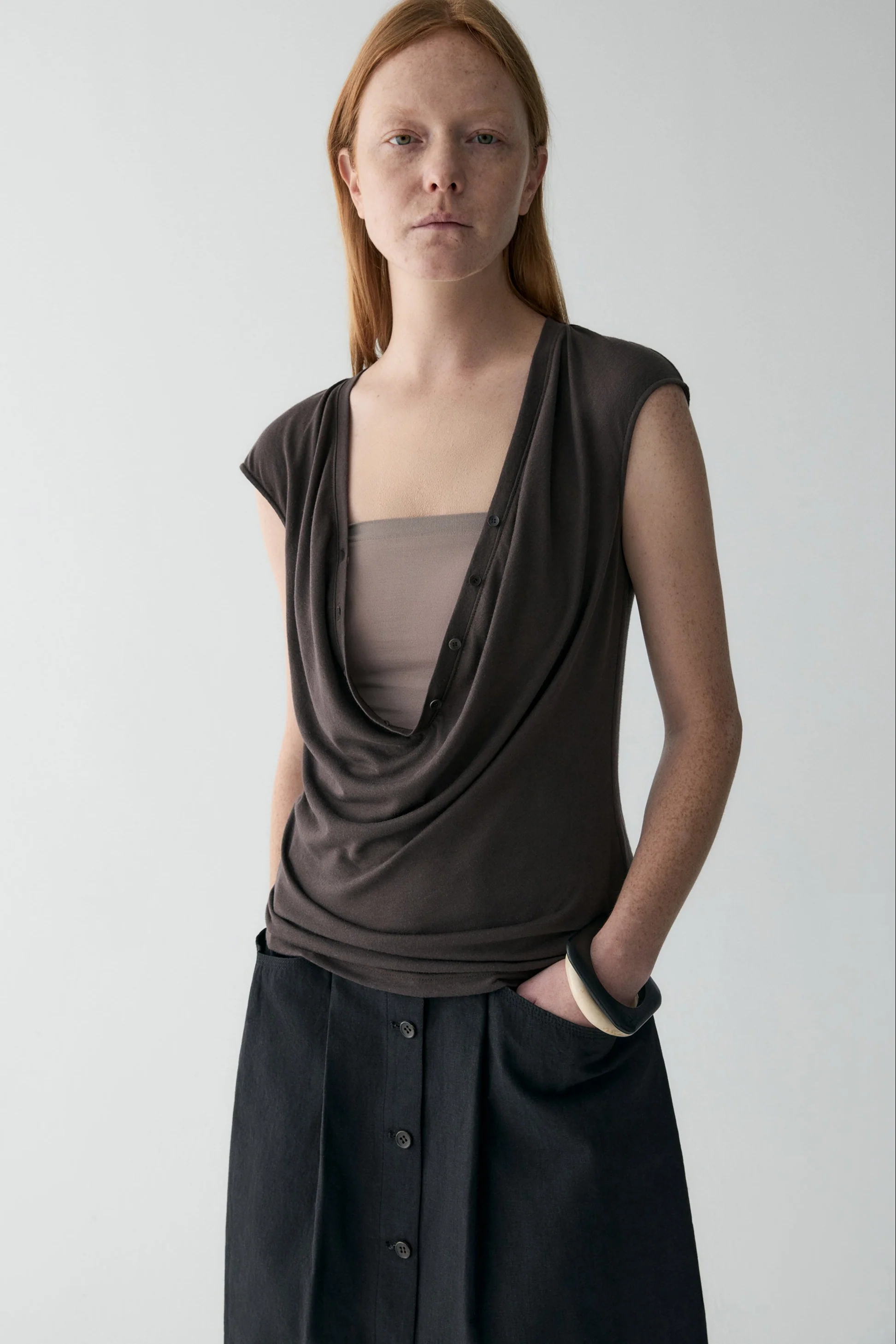 Two-way Collar T-shirt - Image 15
