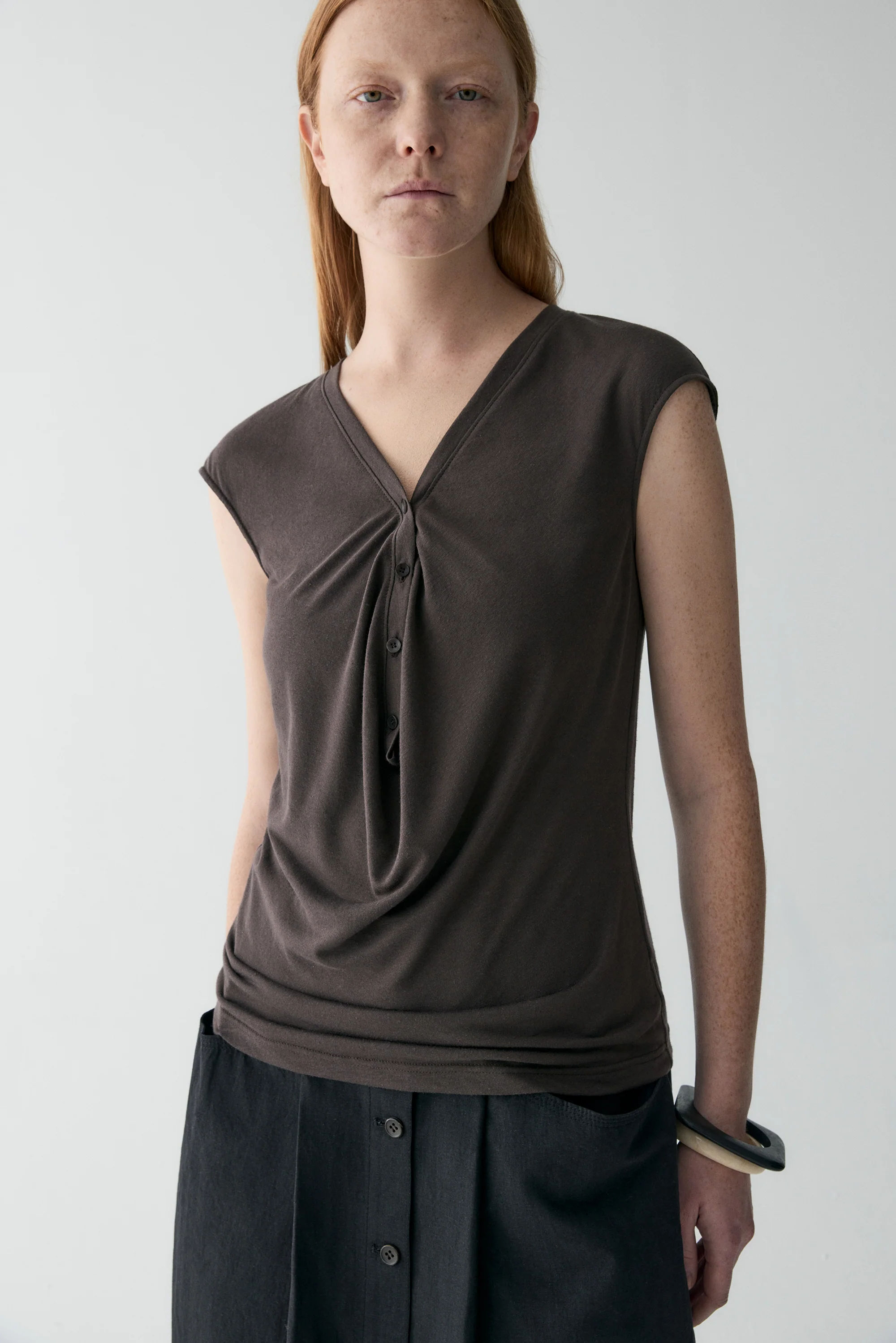 Two-way Collar T-shirt - Image 16