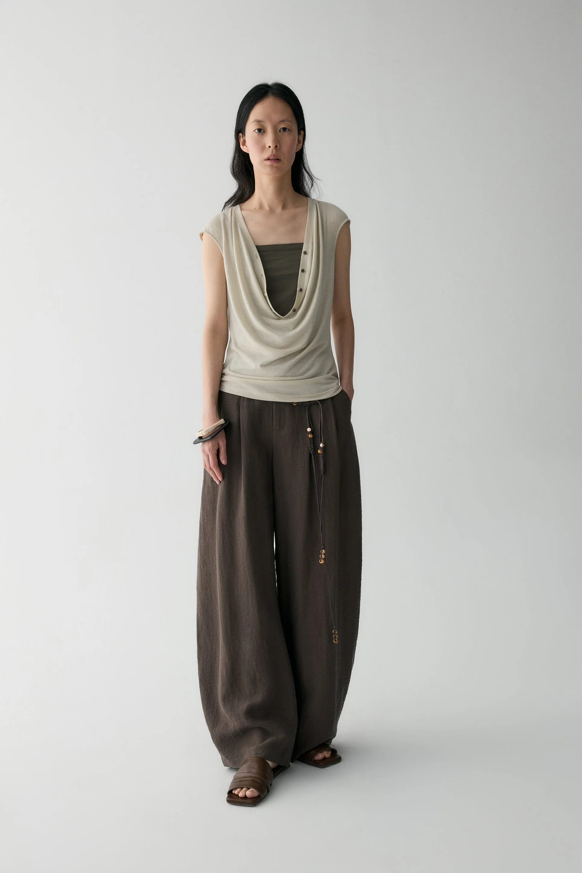 Two-way Collar T-shirt - Image 7