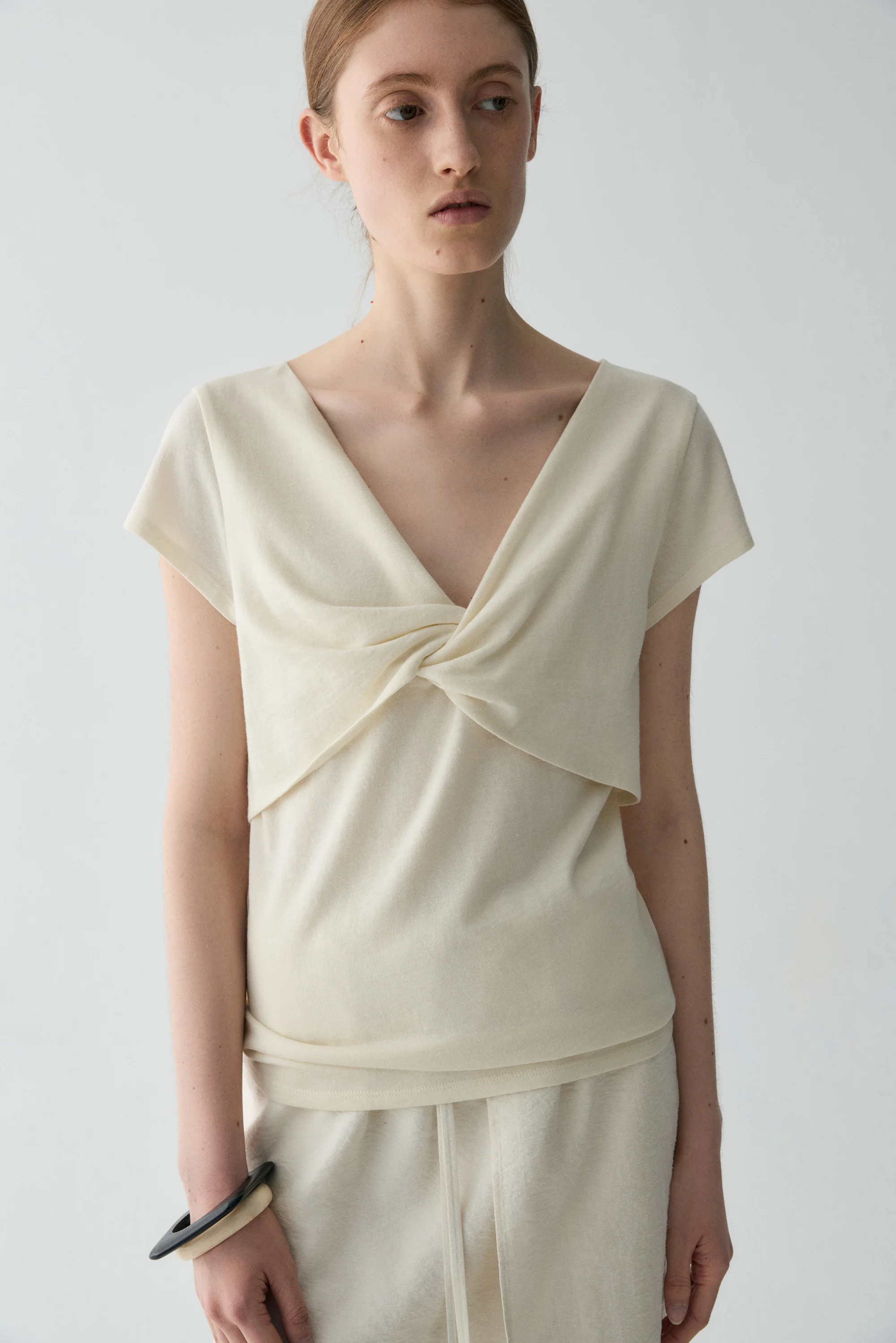 Two-way Bow Knot T-shirt - Image 9