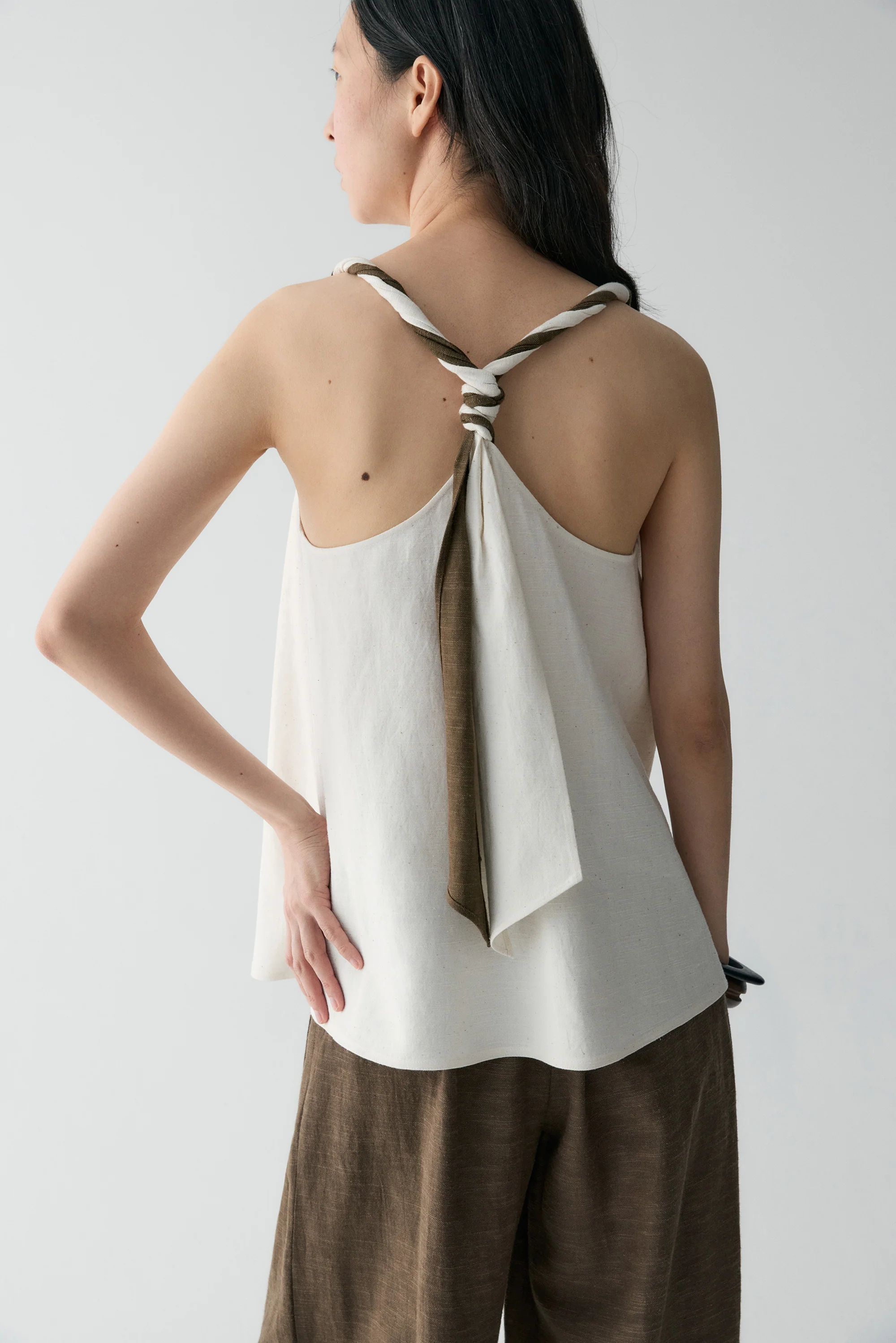 Two-tone Back Knot Top - Image 18