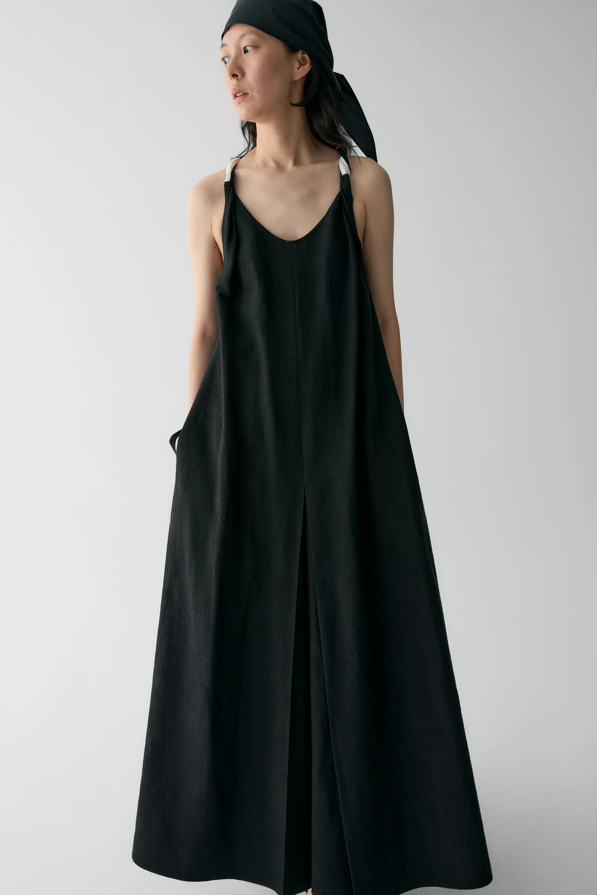 Two-tone Back Knot Dress - Image 9