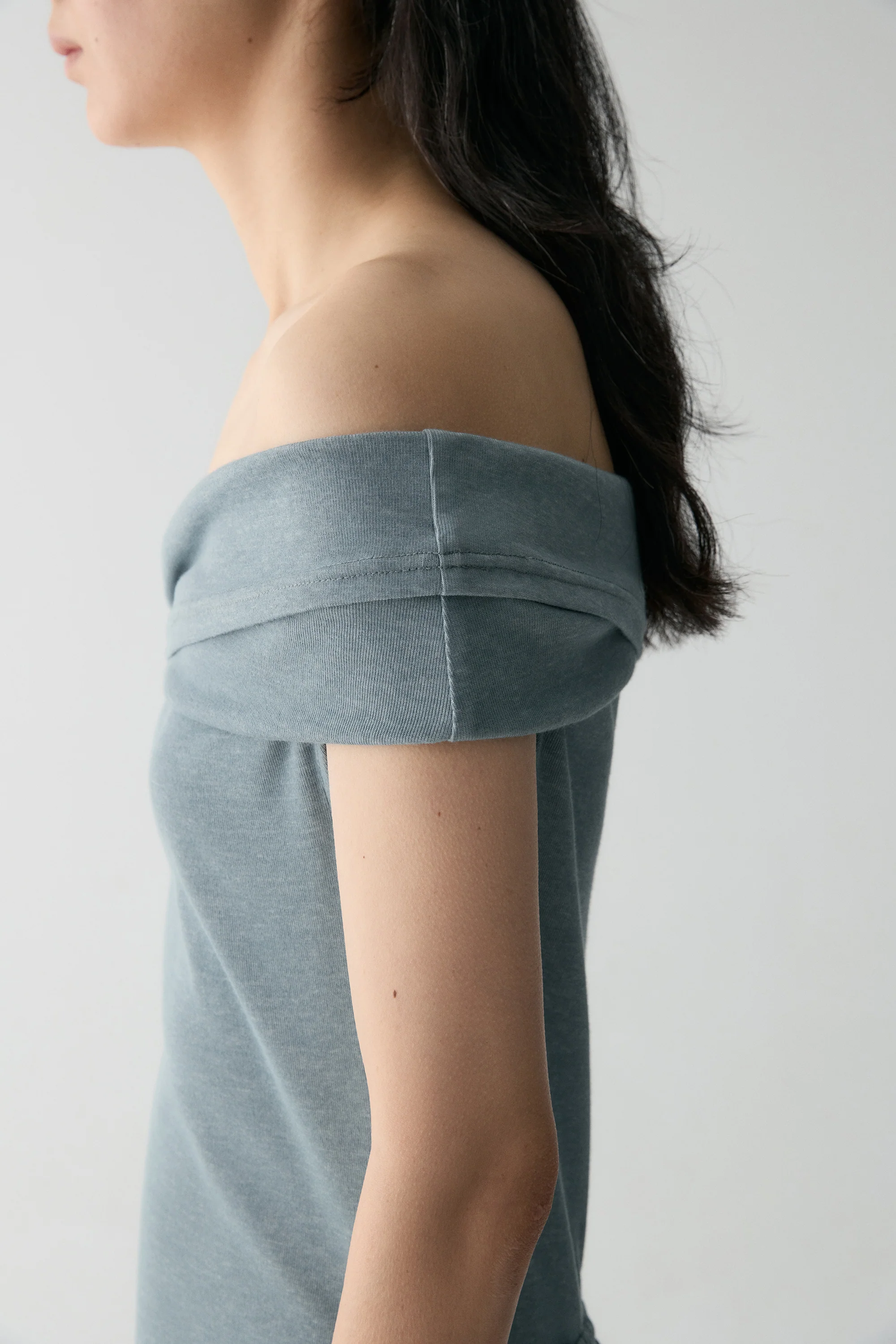 Twisted Off-shoulder Dress - Image 9