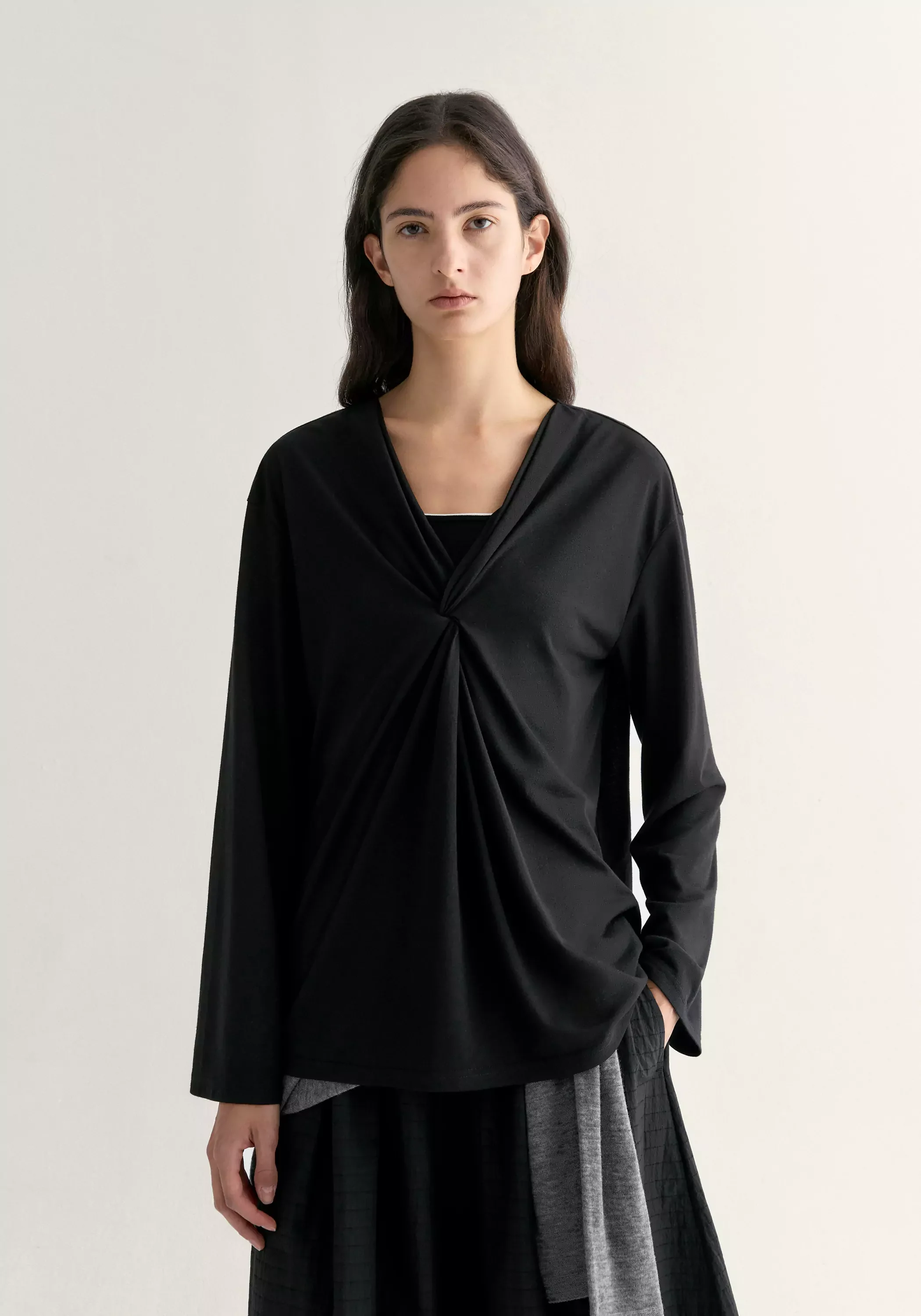 Twisted V-neck Top - Image 6