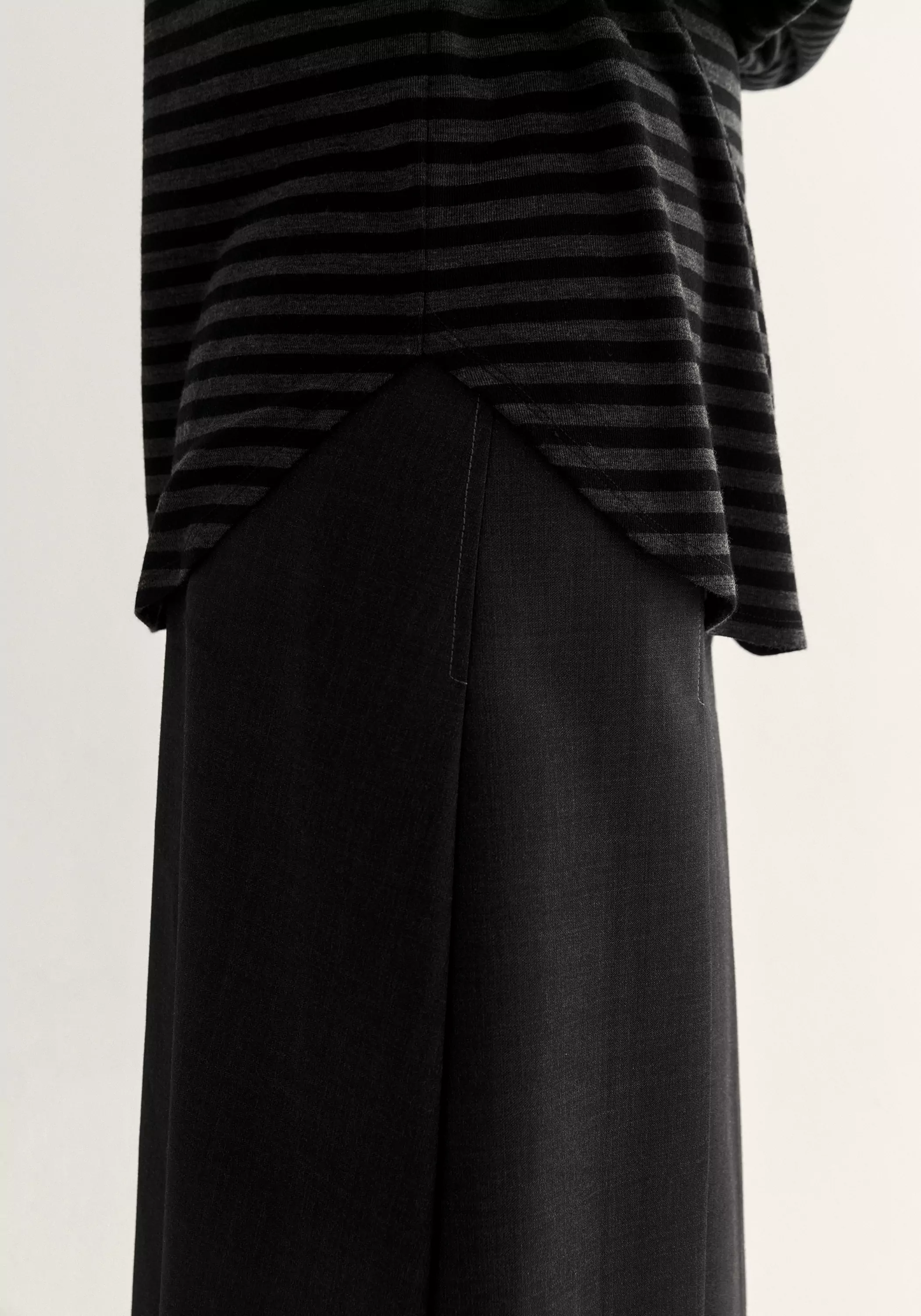 Two-way Striped T-shirt - Image 14