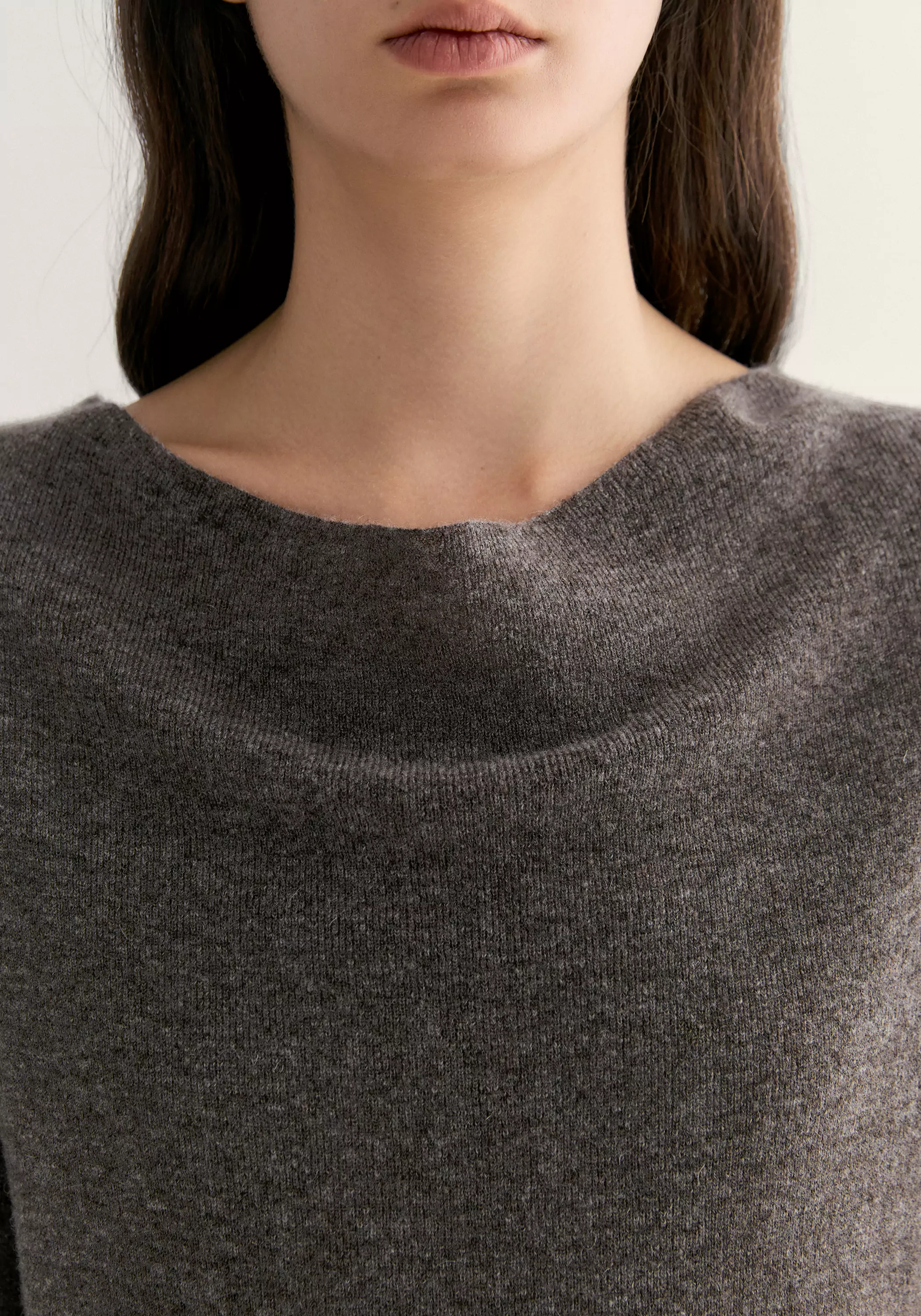 Cowl-neck Knitted Top - Image 10