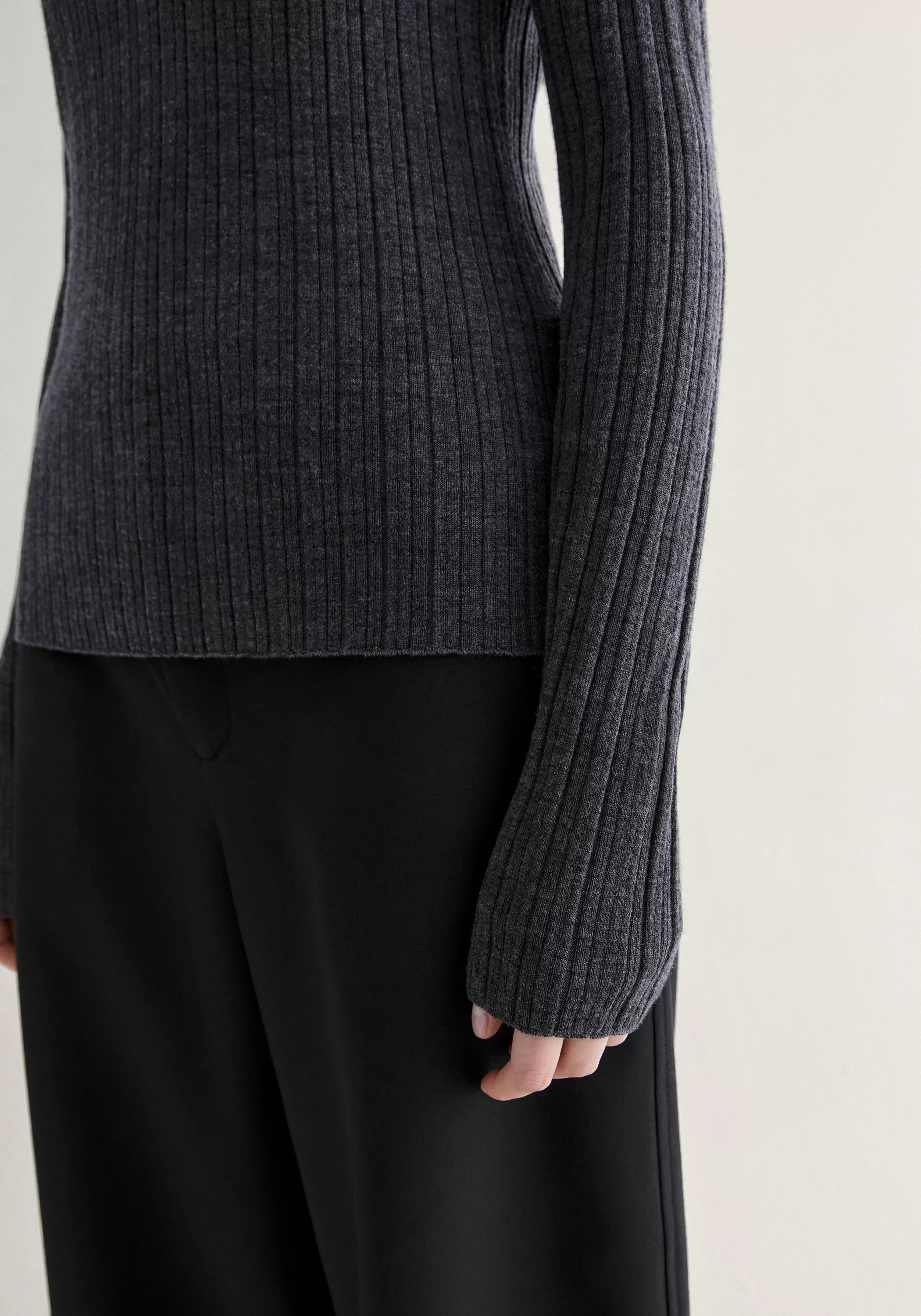 Merino Wool Ribbed Top - Image 9