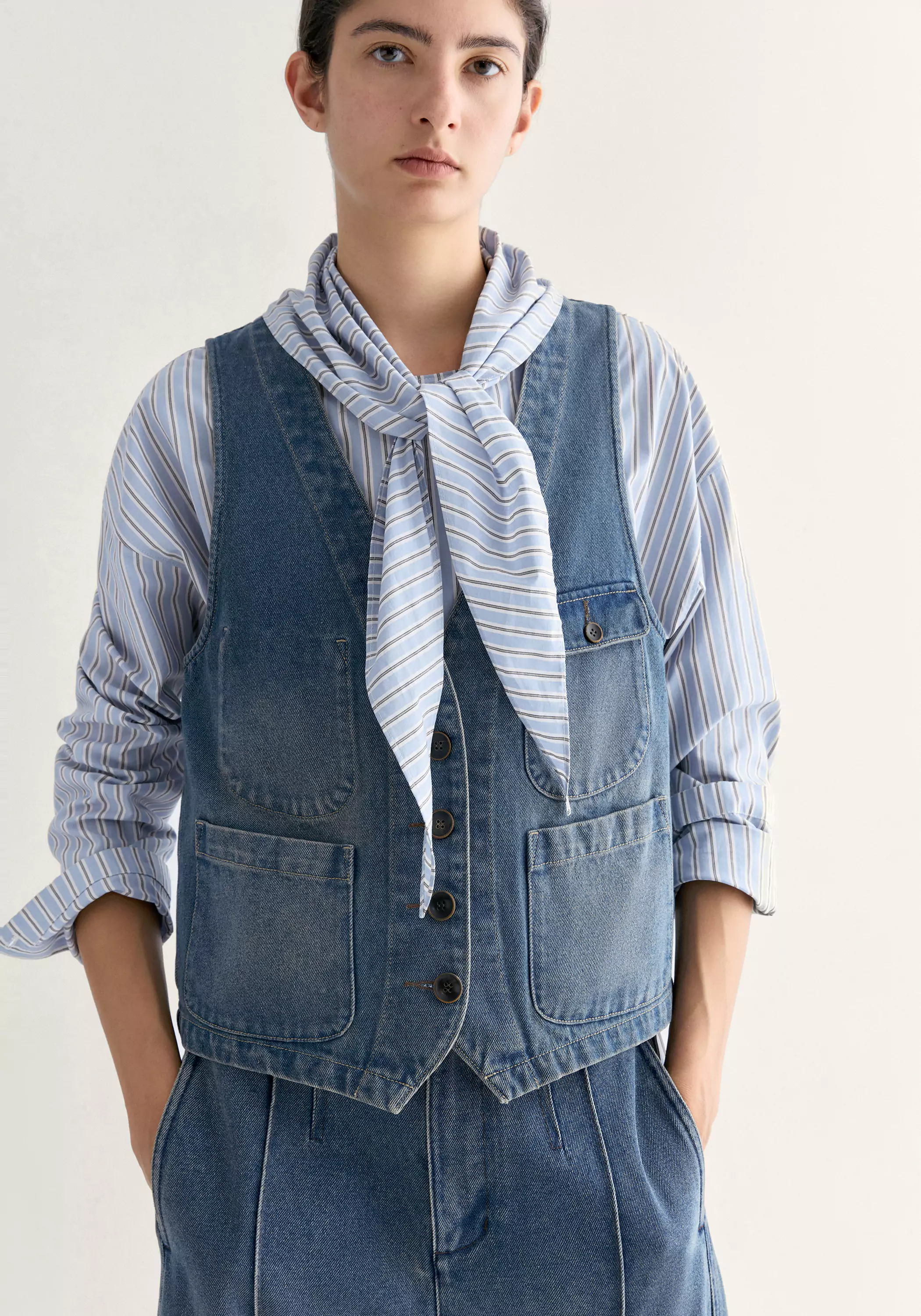 Multi-pocket Denim Vest - Image 16