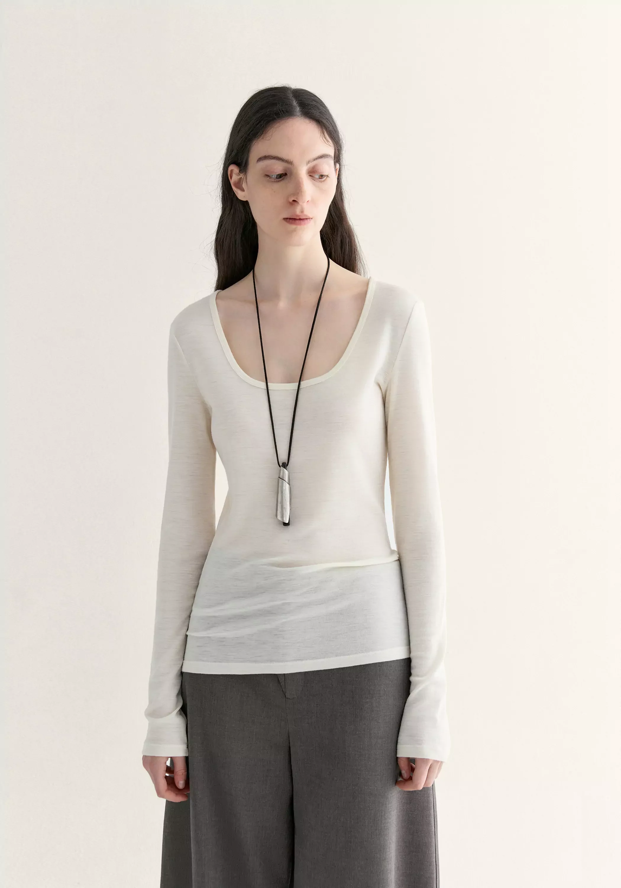Merino Wool Ballet-neck Layering Top - Image 3