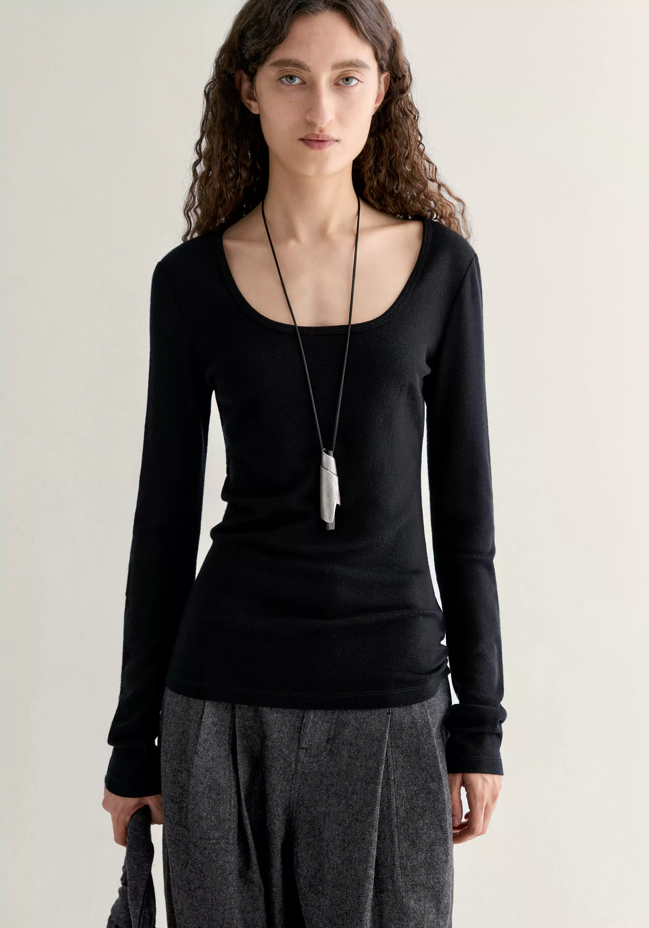 Merino Wool Ballet-neck Layering Top - Image 4
